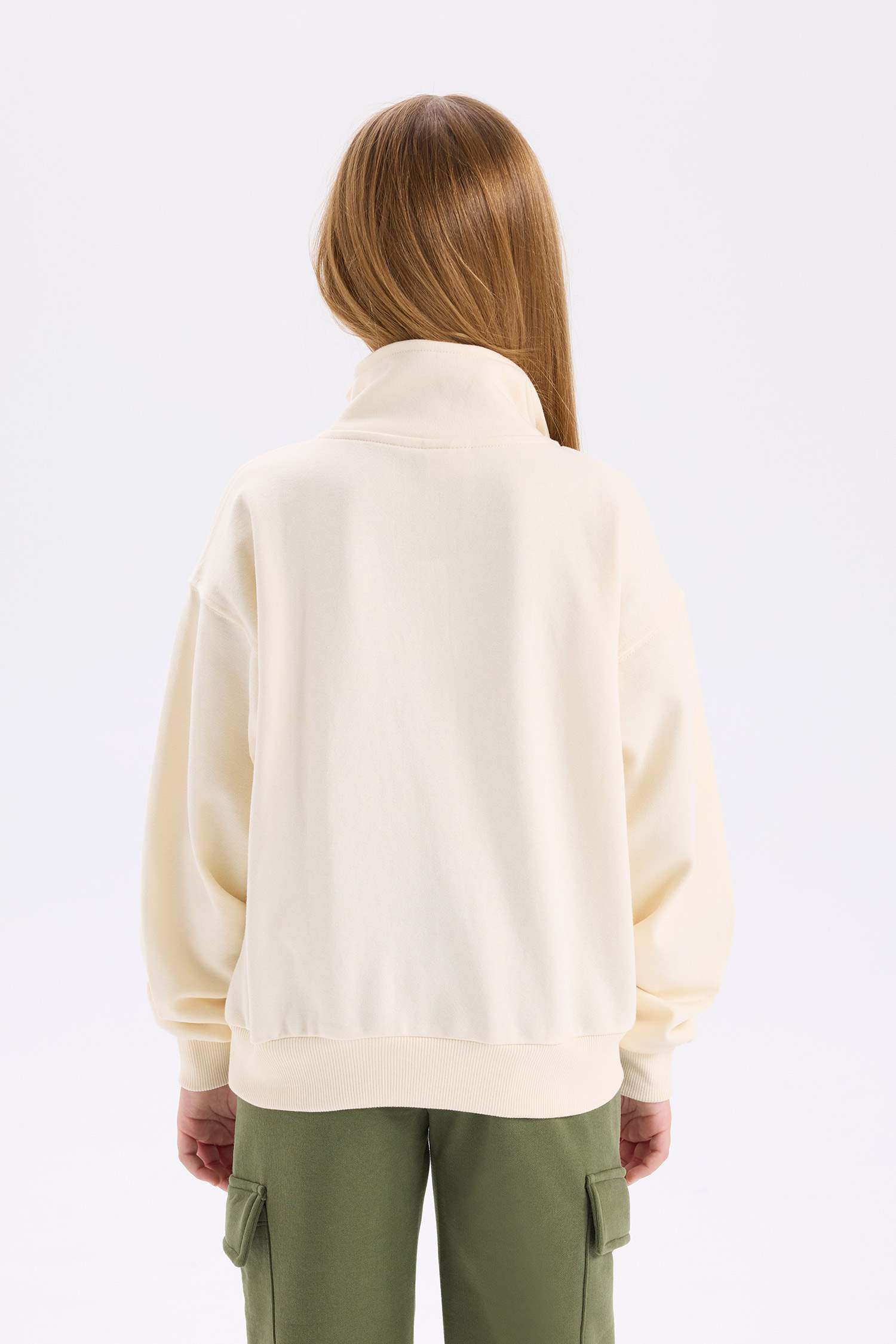 Kız Çocuk Relax Fit Dik Yaka Yarım Fermuarlı Baskılı Sweatshirt