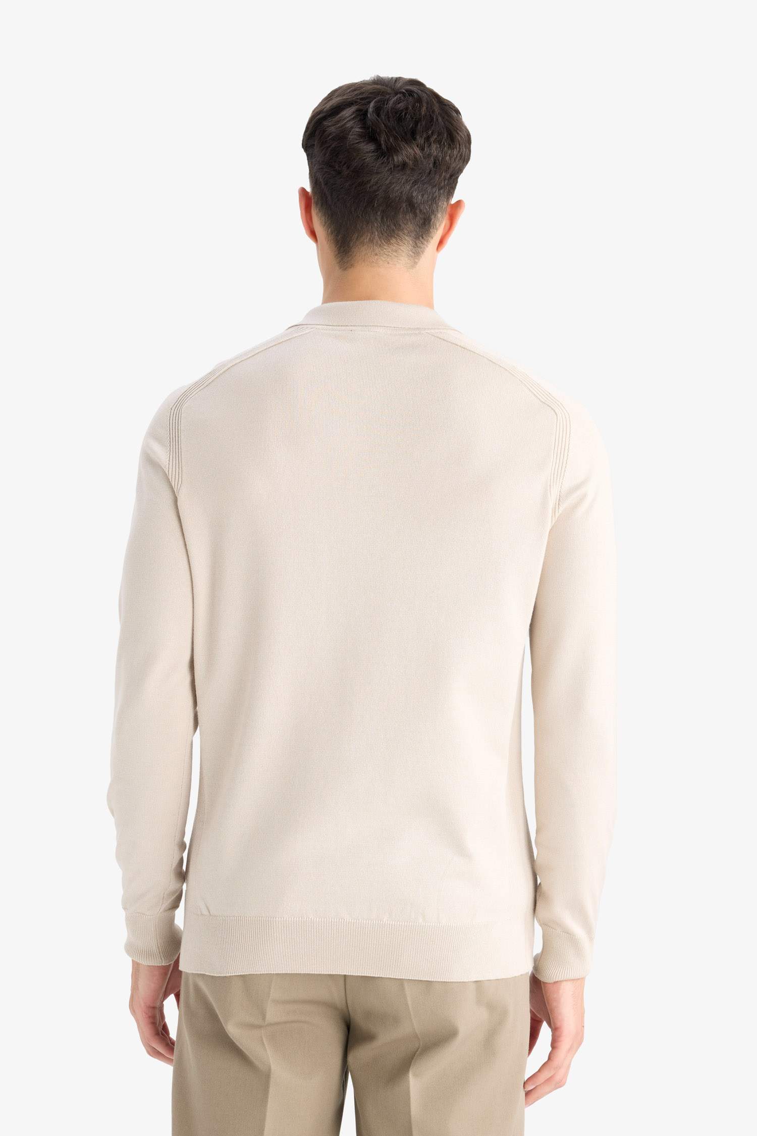 بلوز تريكو قصة عادية بياخة بولو