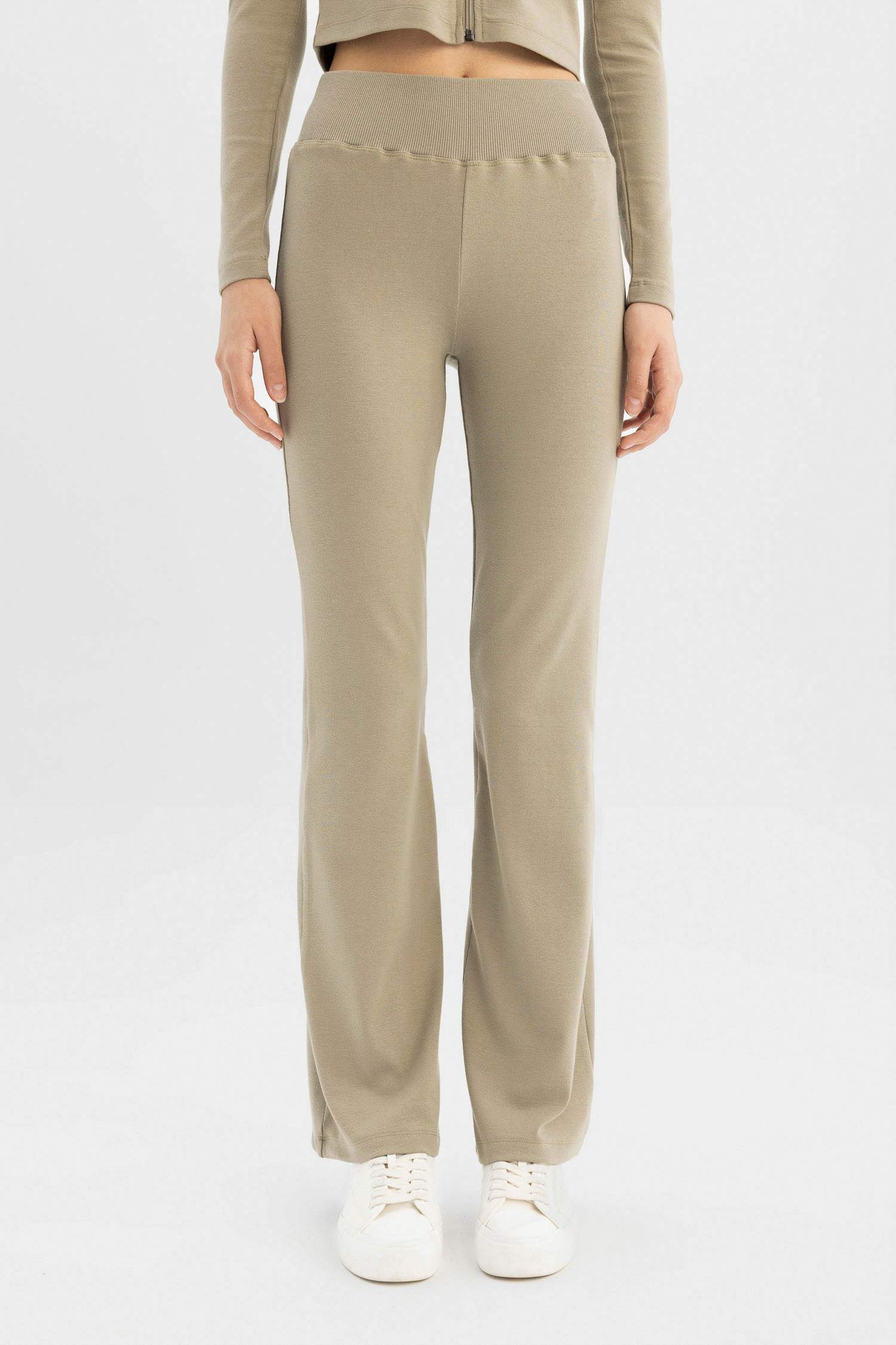 Pantalon de survêtement côtelé à Coupe évasée