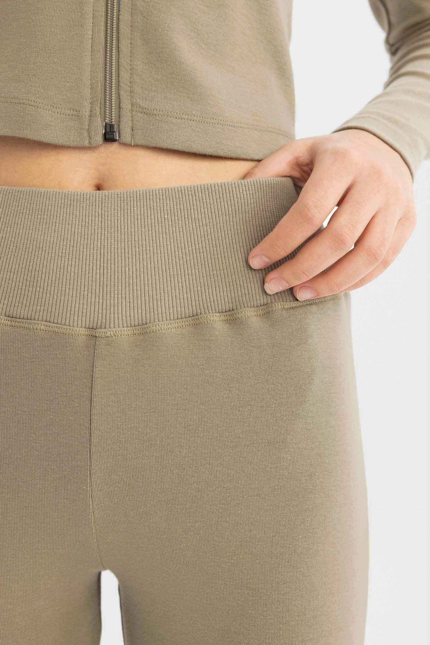 Pantalon de survêtement côtelé à Coupe évasée