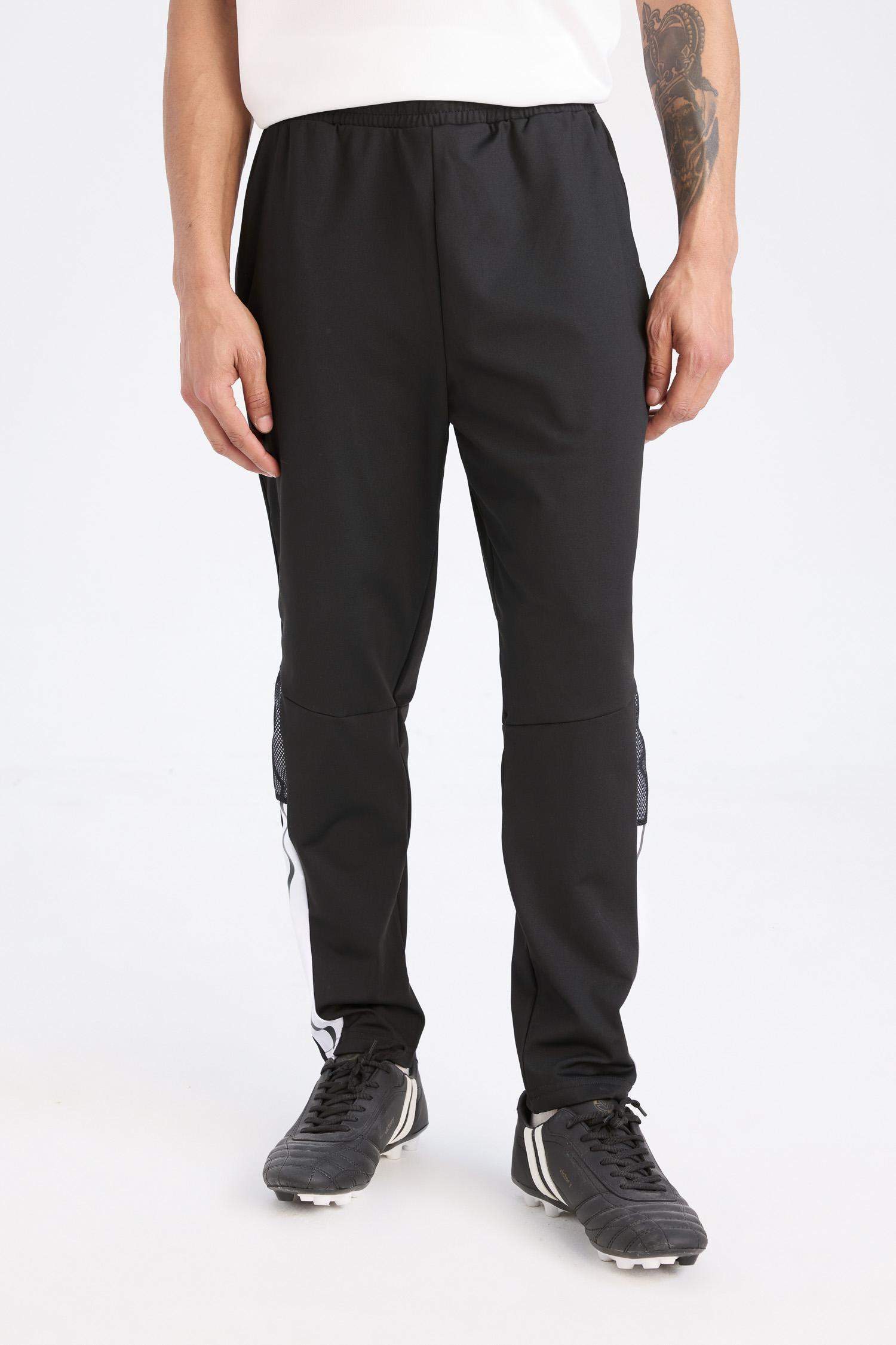 DeFactoFit Sporcu Jogger Eşofman Altı Slim Fit Dar Kesim Standart Paça Skuba Dalgıç Kumaş