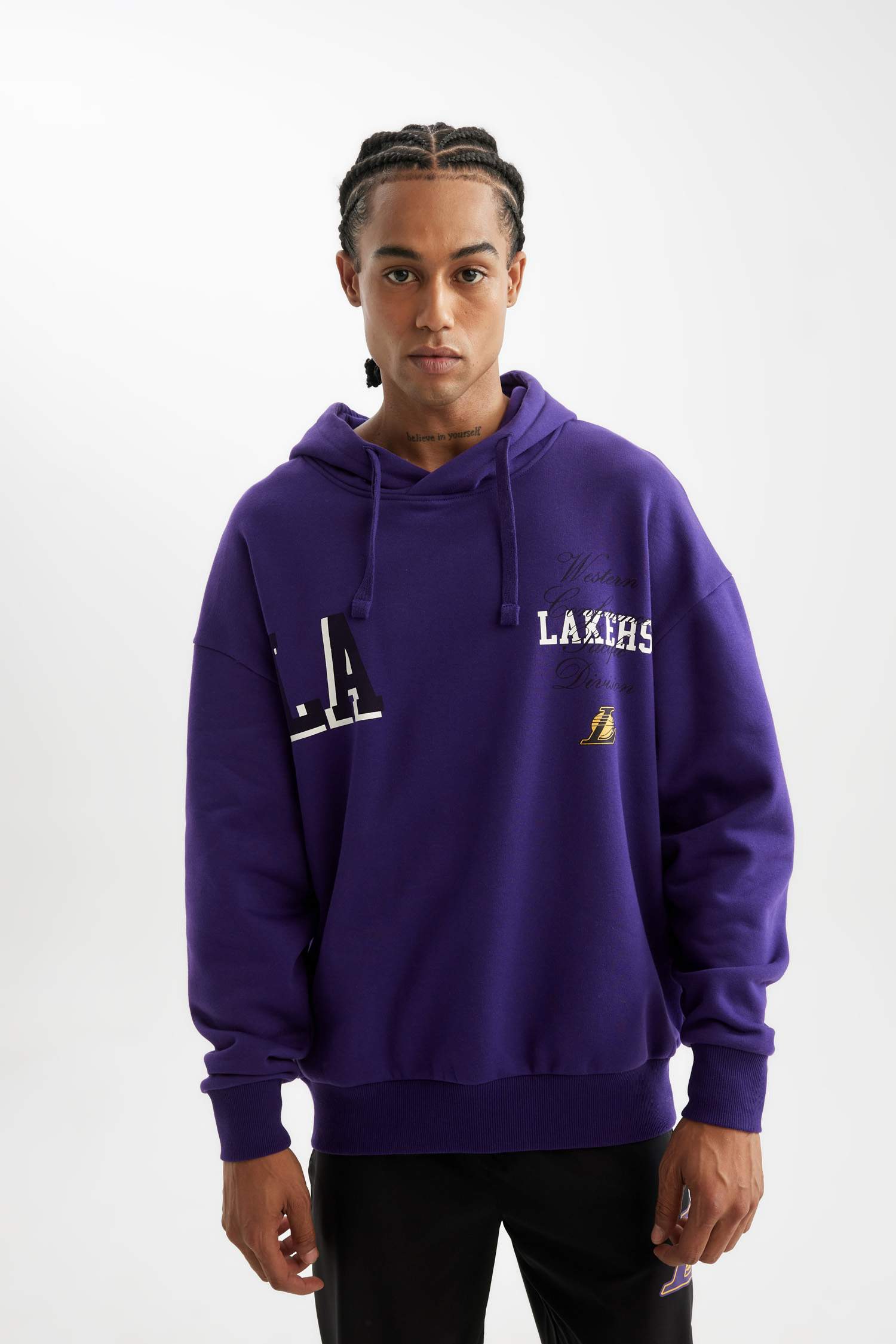 DeFactoFit NBA Los Angeles Lakers Oversize Geniş Kalıp Kapüşonlu Sırt Baskılı Sweatshirt
