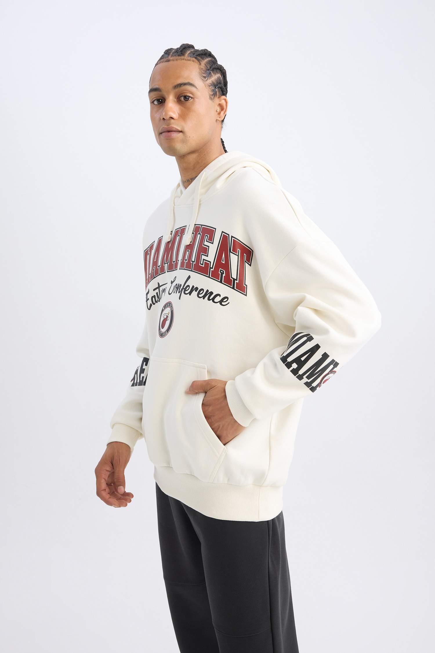 DeFactoFit NBA Miami Heat Oversize Geniş Kalıp Kapüşonlu Baskılı Kalın Sweatshirt