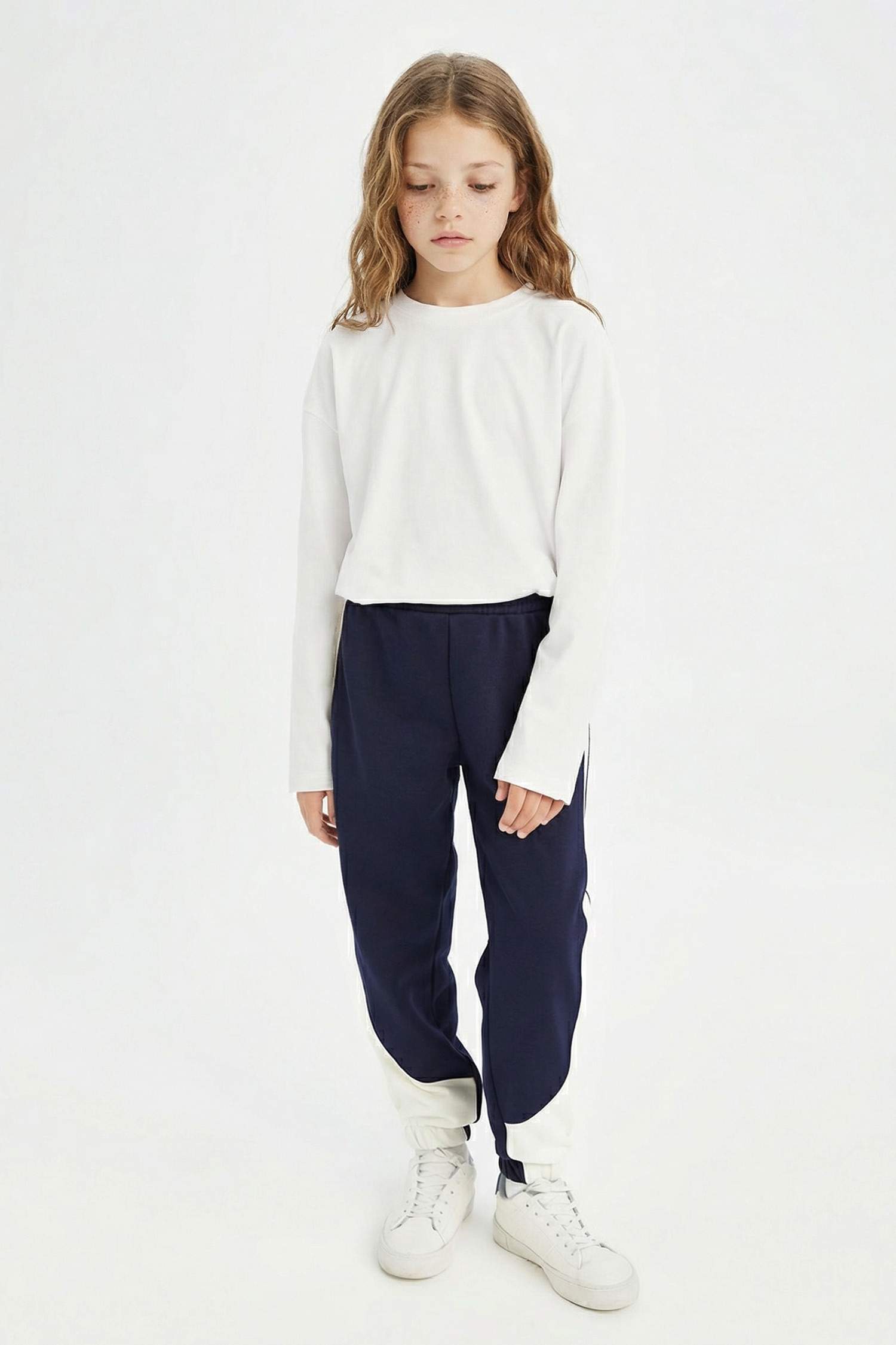 Kız Çocuk Baskılı Beli Paçası Lastikli Lacivert Jogger Eşofman Altı