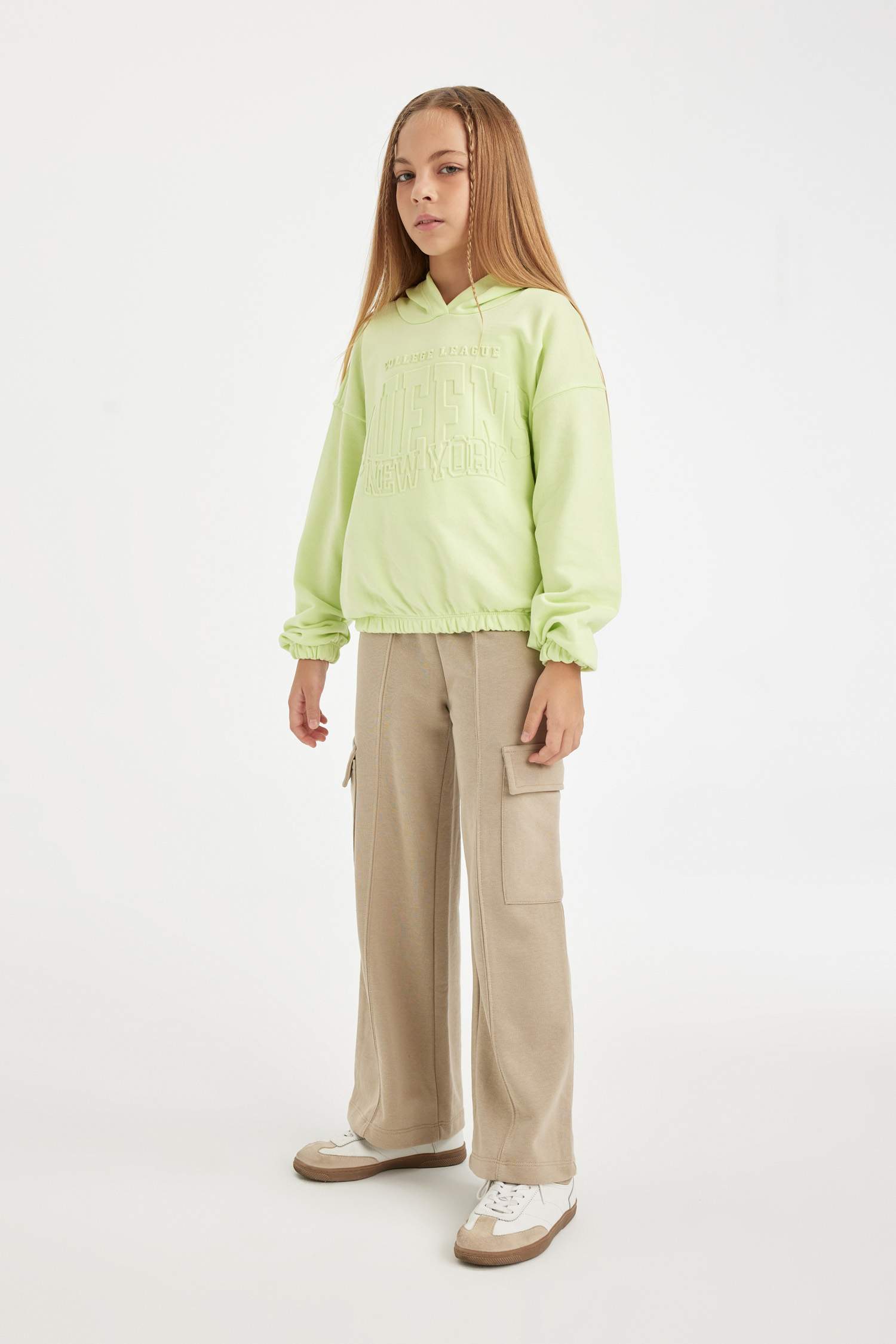 Girl Wide Leg Cargo Sweatpants