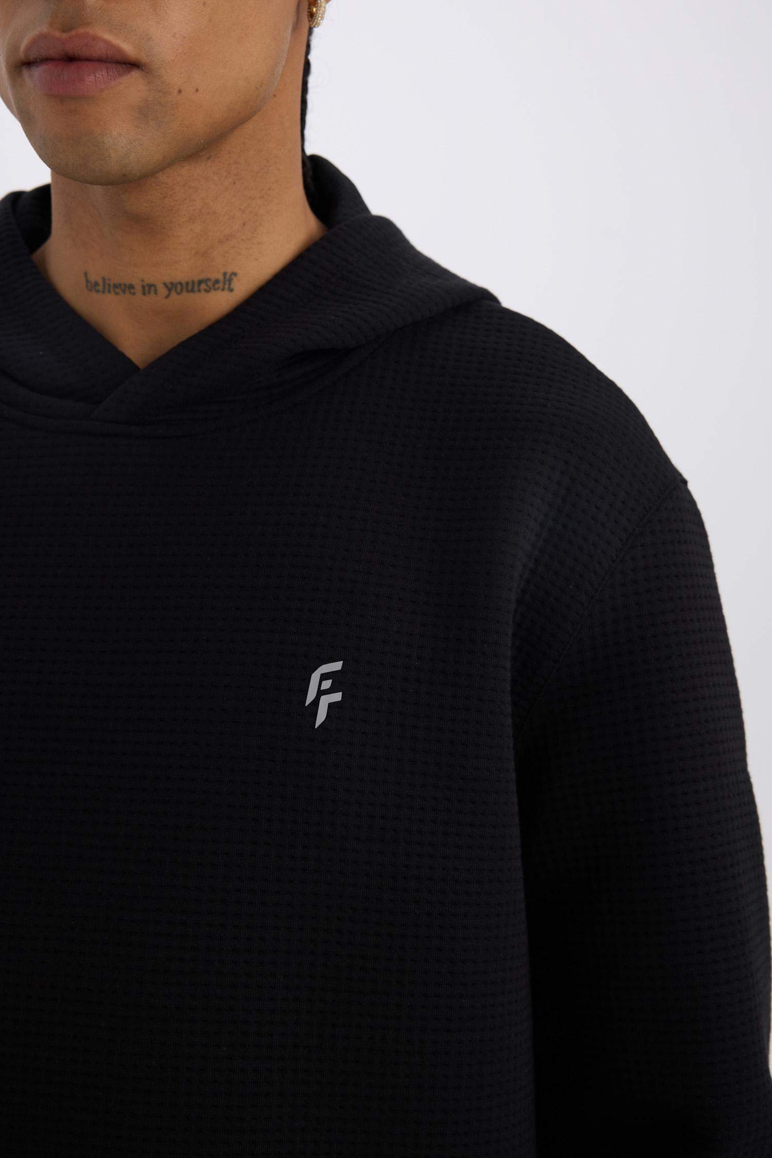 DeFactoFit Standart Fit Kapüşonlu Kapitoneli Sporcu Sweatshirt