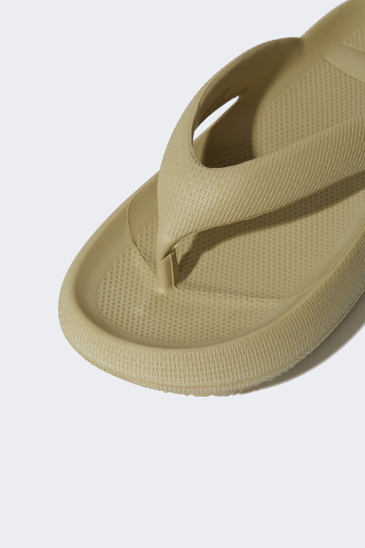 Kadın Yüksek Taban Eva Parmak Arası Terlik