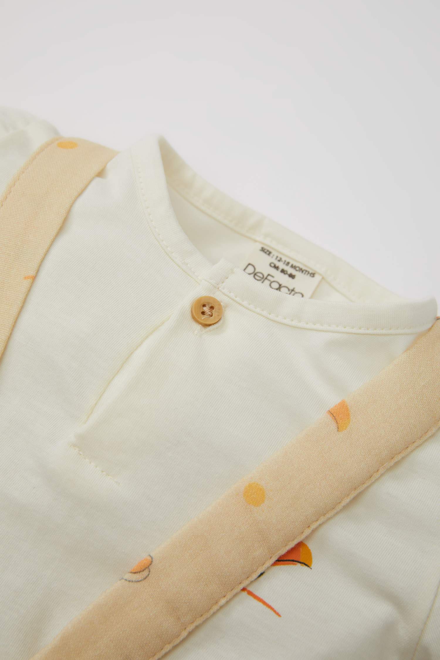 طقم بيبي اولادي تيشيرت طاقية وجمبسوت قصة عادية - 3 قطع