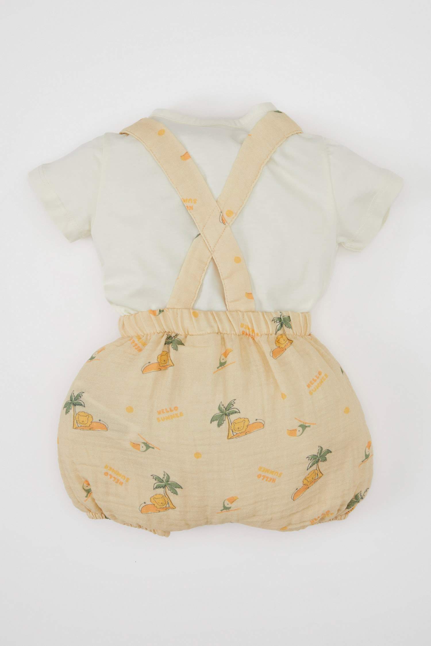 طقم بيبي اولادي تيشيرت طاقية وجمبسوت قصة عادية - 3 قطع