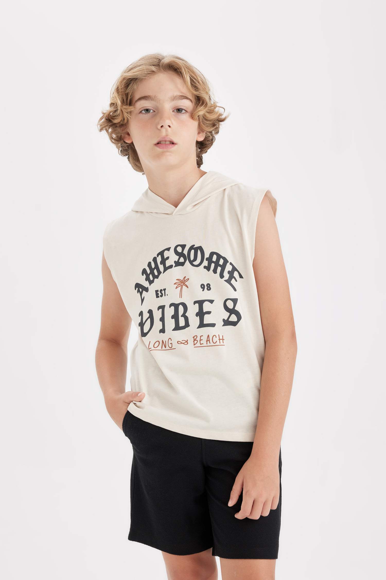 Erkek Çocuk Kapüşonlu Baskılı Atlet