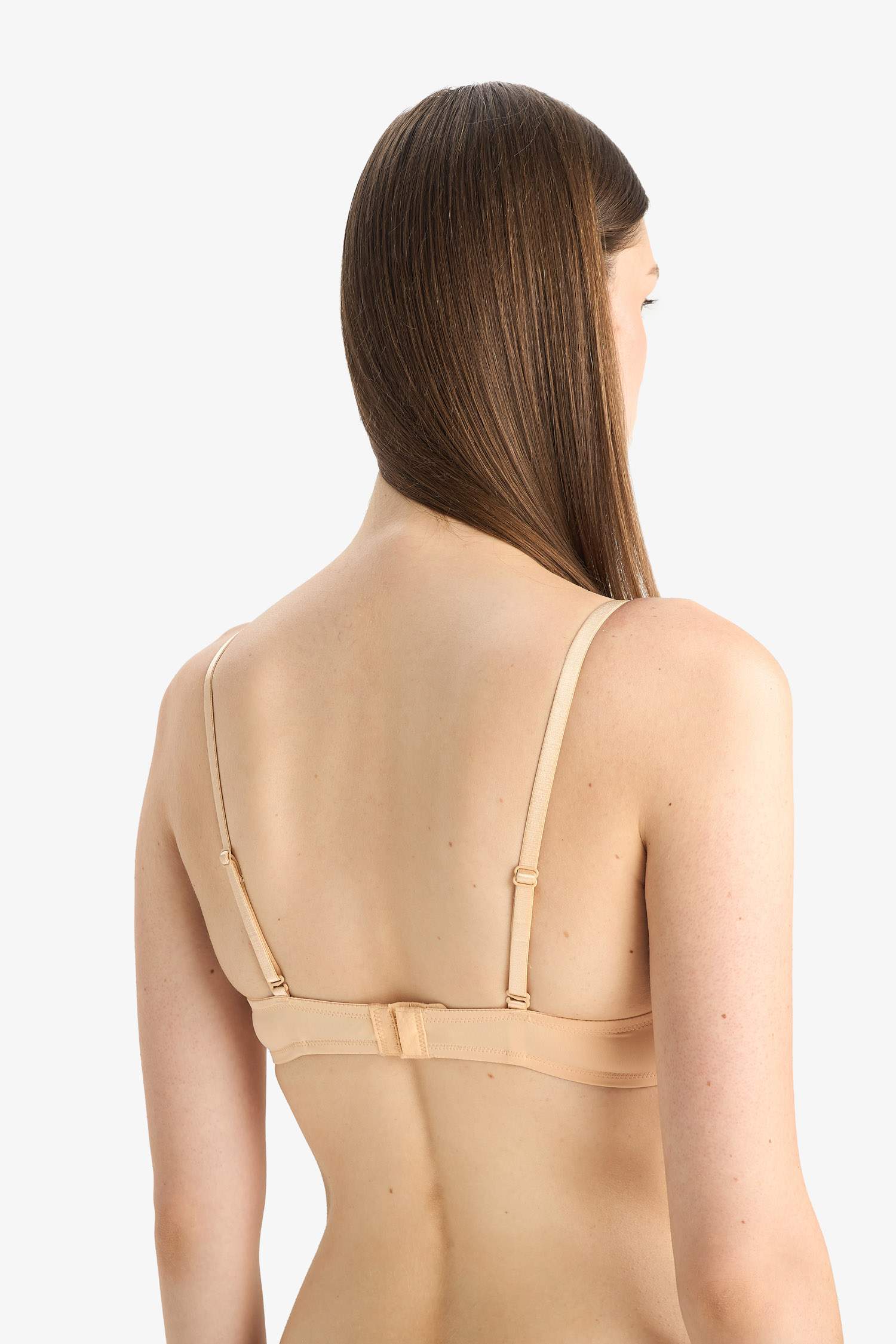 حمالة صدر برا بوش اب من Fall in Love