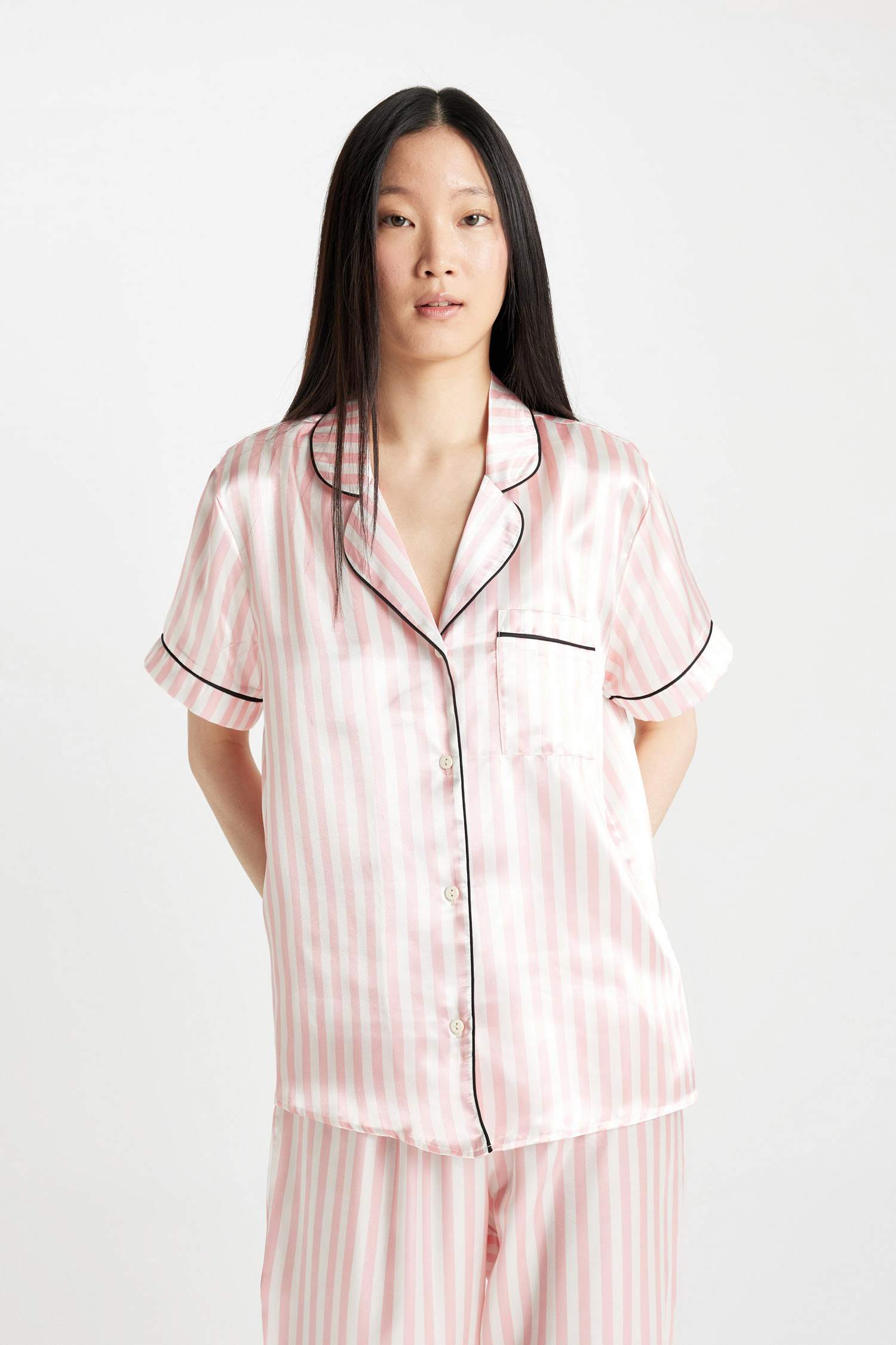 Pijama Takımı Saten Çizgili Kısa Kollu Üst Uzun Altı-Fall in Love