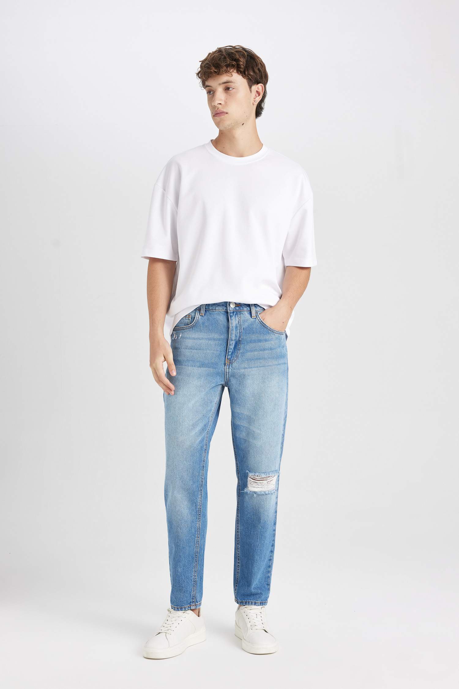 90’S Slim Fit Jeans