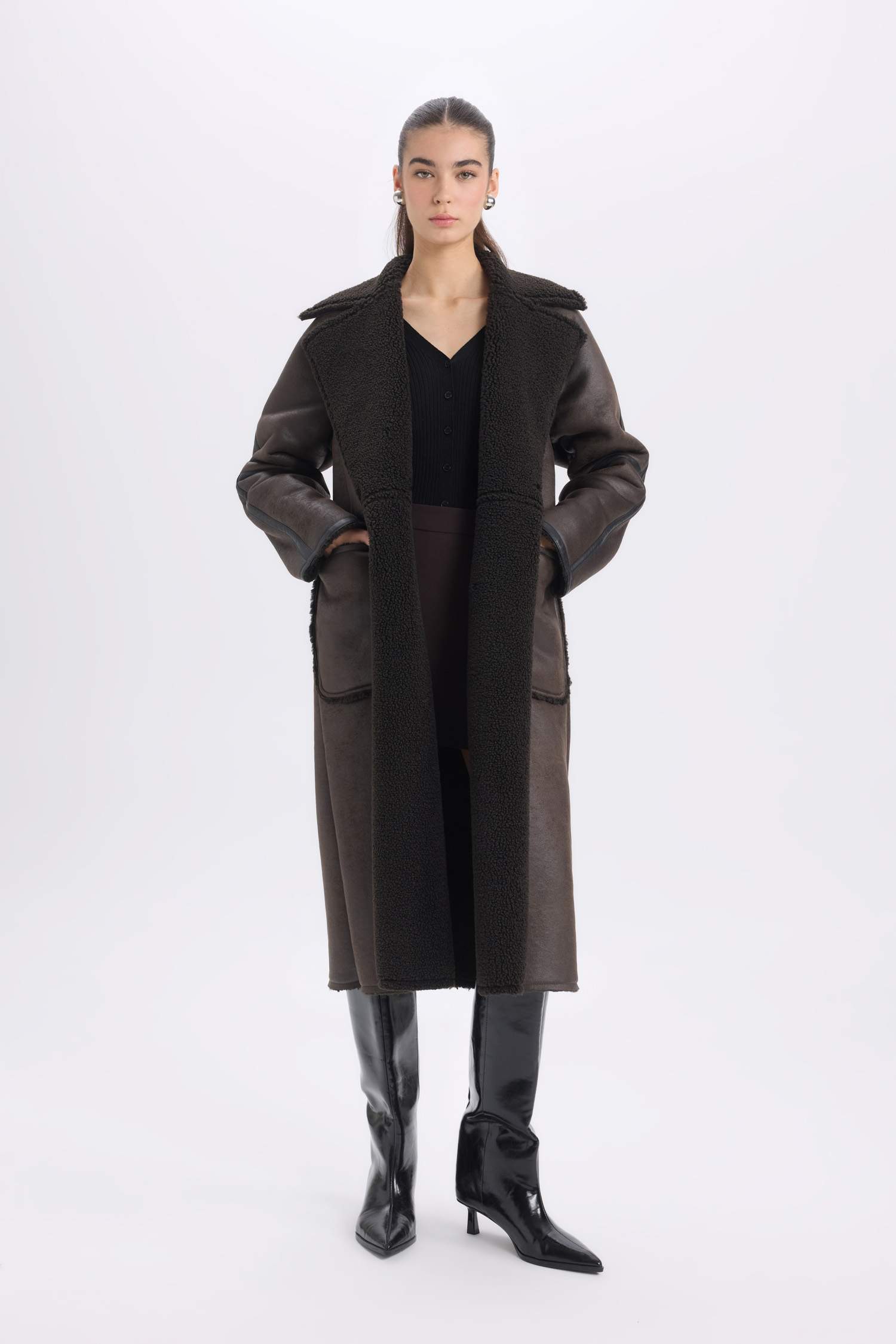 Regular Fit Smokin Yaka Suni Deri Düğmeli Cepli Pelüş Astar Parka