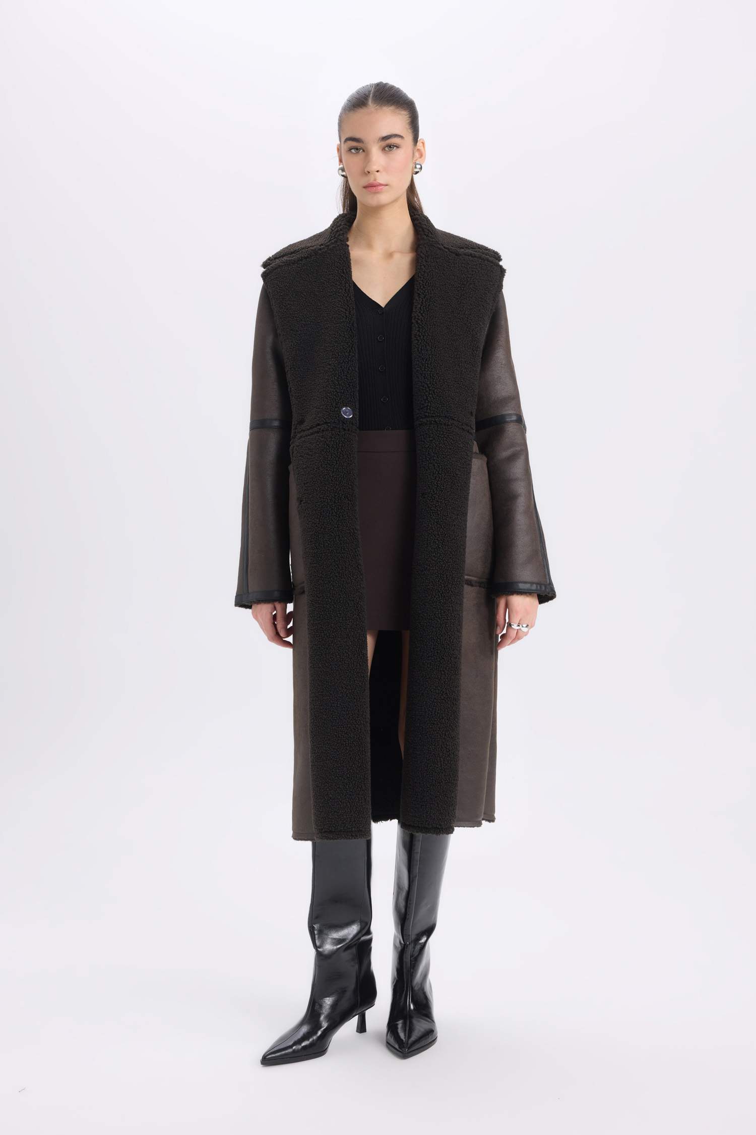 Regular Fit Smokin Yaka Suni Deri Düğmeli Cepli Pelüş Astar Parka