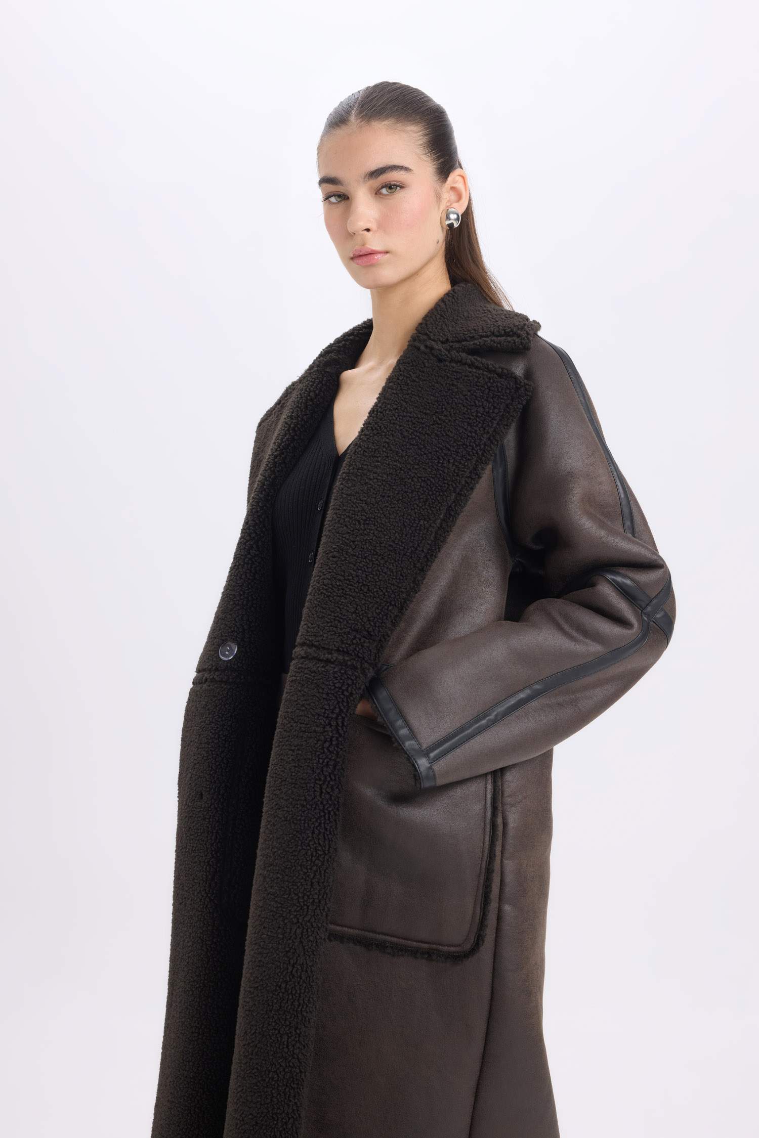 Regular Fit Smokin Yaka Suni Deri Düğmeli Cepli Pelüş Astar Parka