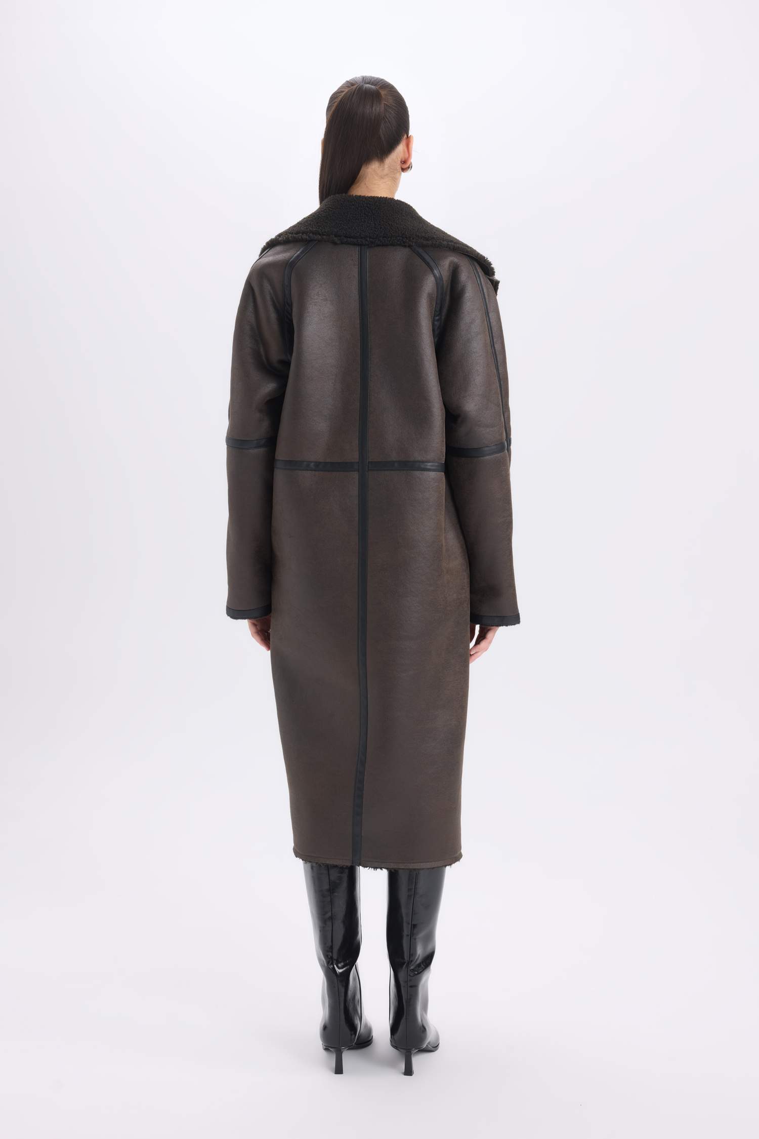 Regular Fit Smokin Yaka Suni Deri Düğmeli Cepli Pelüş Astar Parka