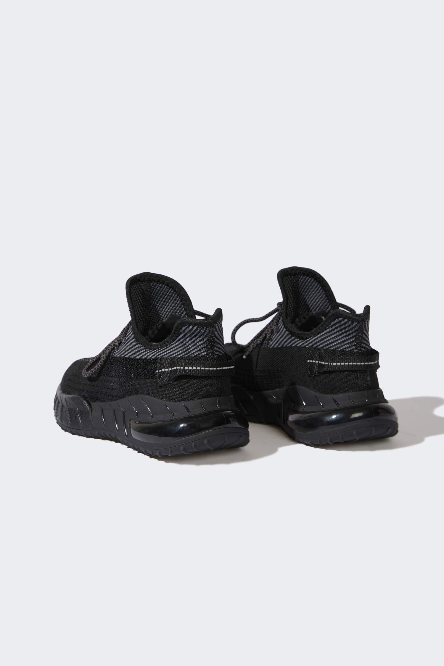 Baskets plates pour femme