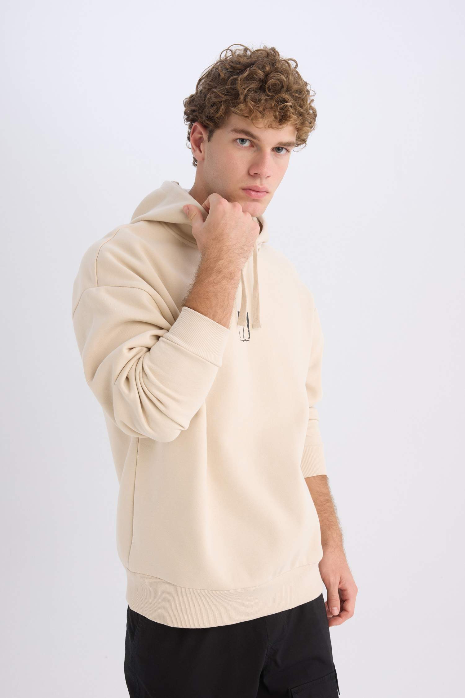 Oversize Geniş Kalıp Kapüşonlu Sırt Baskılı Sweatshirt