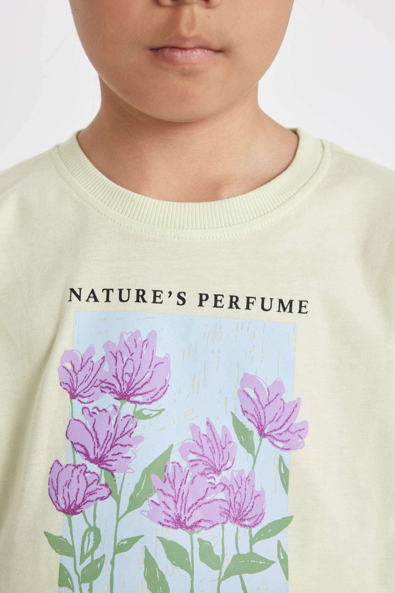 Girl Crew Neck Printed Crop T-Shirt