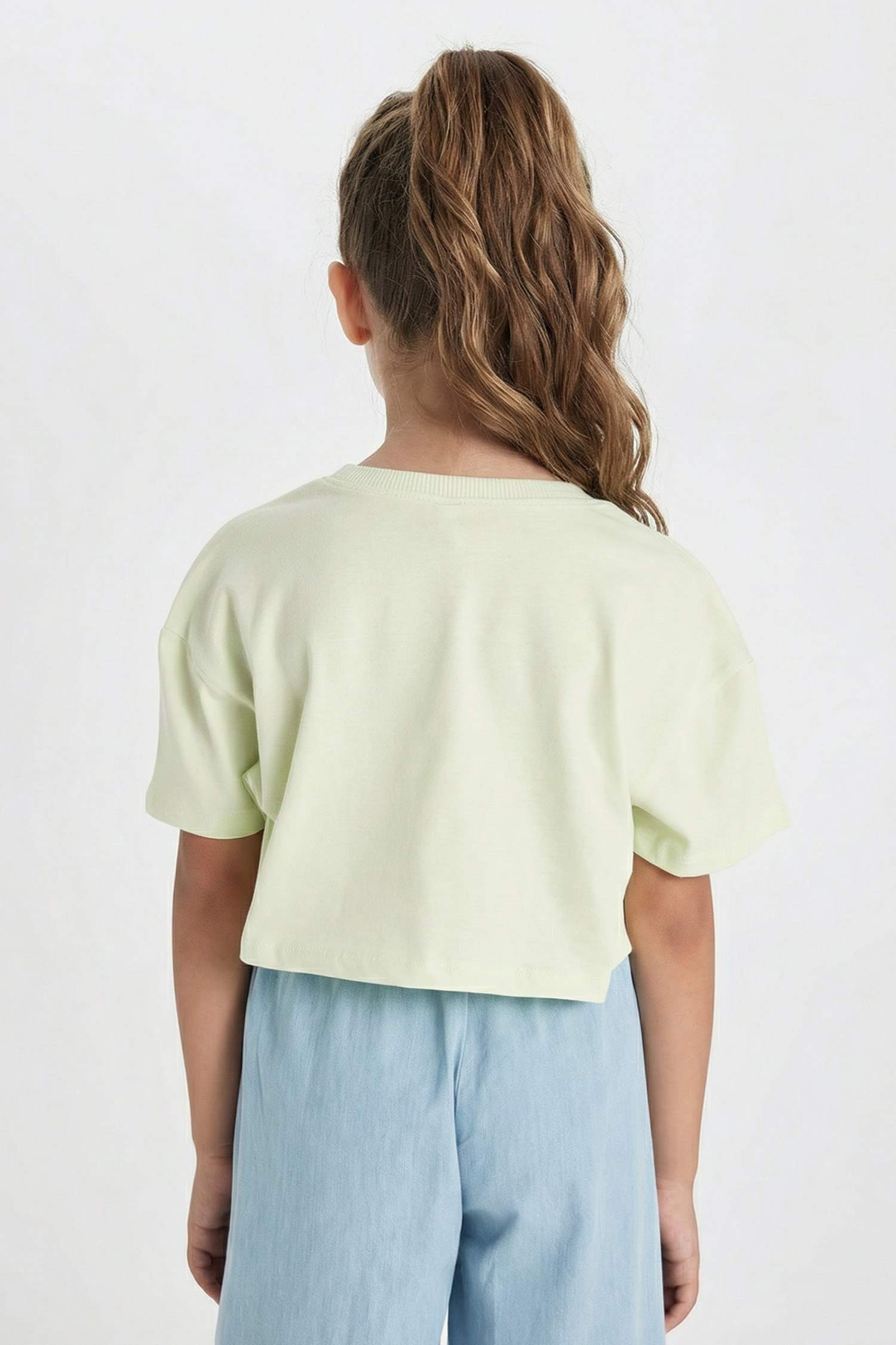 تيشيرت كروب بناتي مطبوع بياخة مستديرة