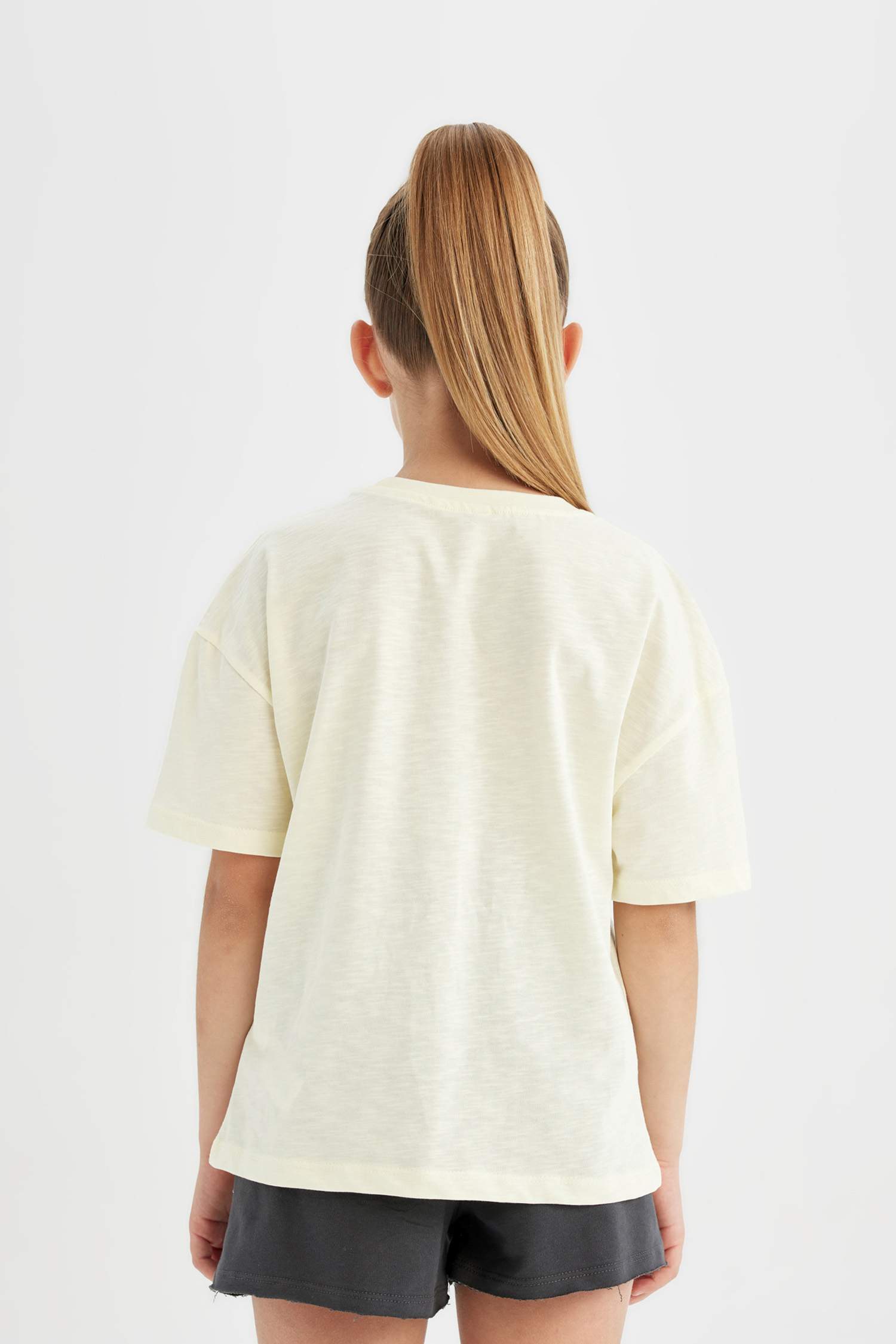 Girl Relax Fit Crew Neck Printed T-Shirt