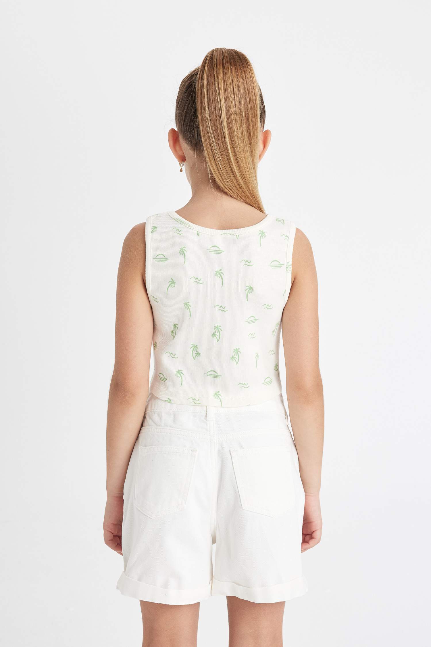 Girl Crew Neck Hawaiian Printed Crop Top