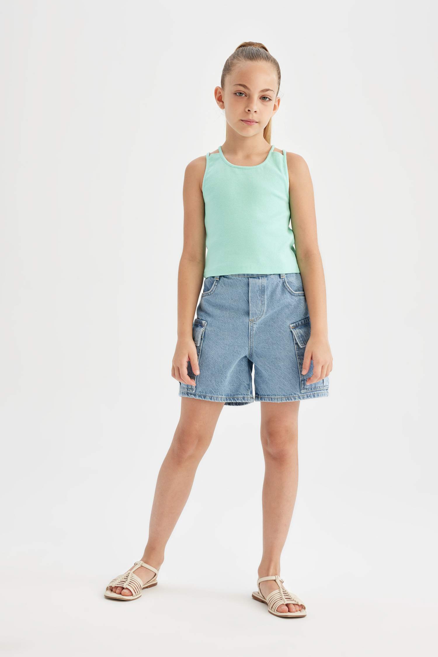 Girl Crew Neck Basic Crop Top