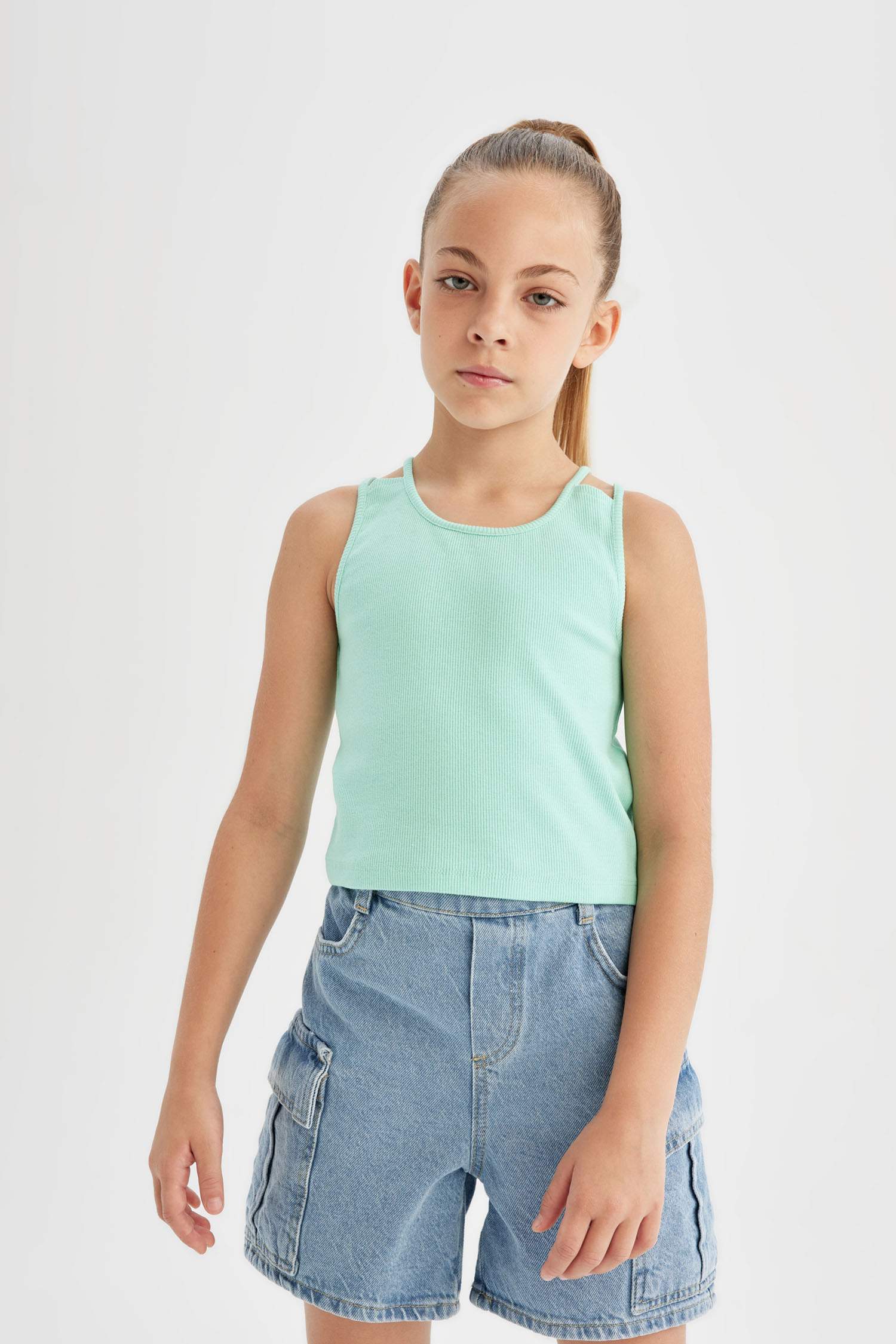 Girl Crew Neck Basic Crop Top