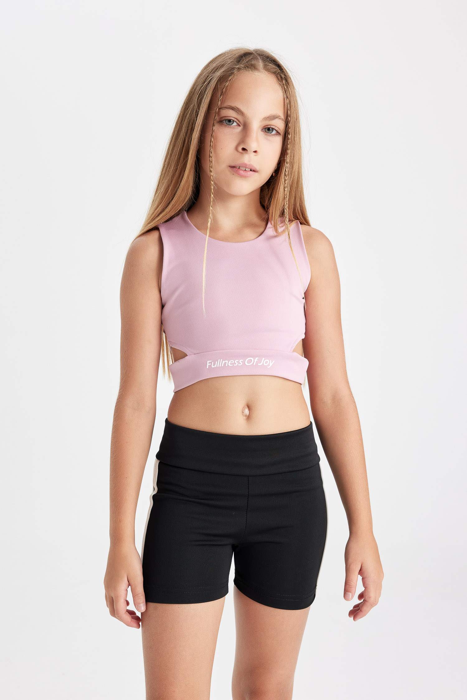 Girl Crew Neck Sports Printed Crop Top