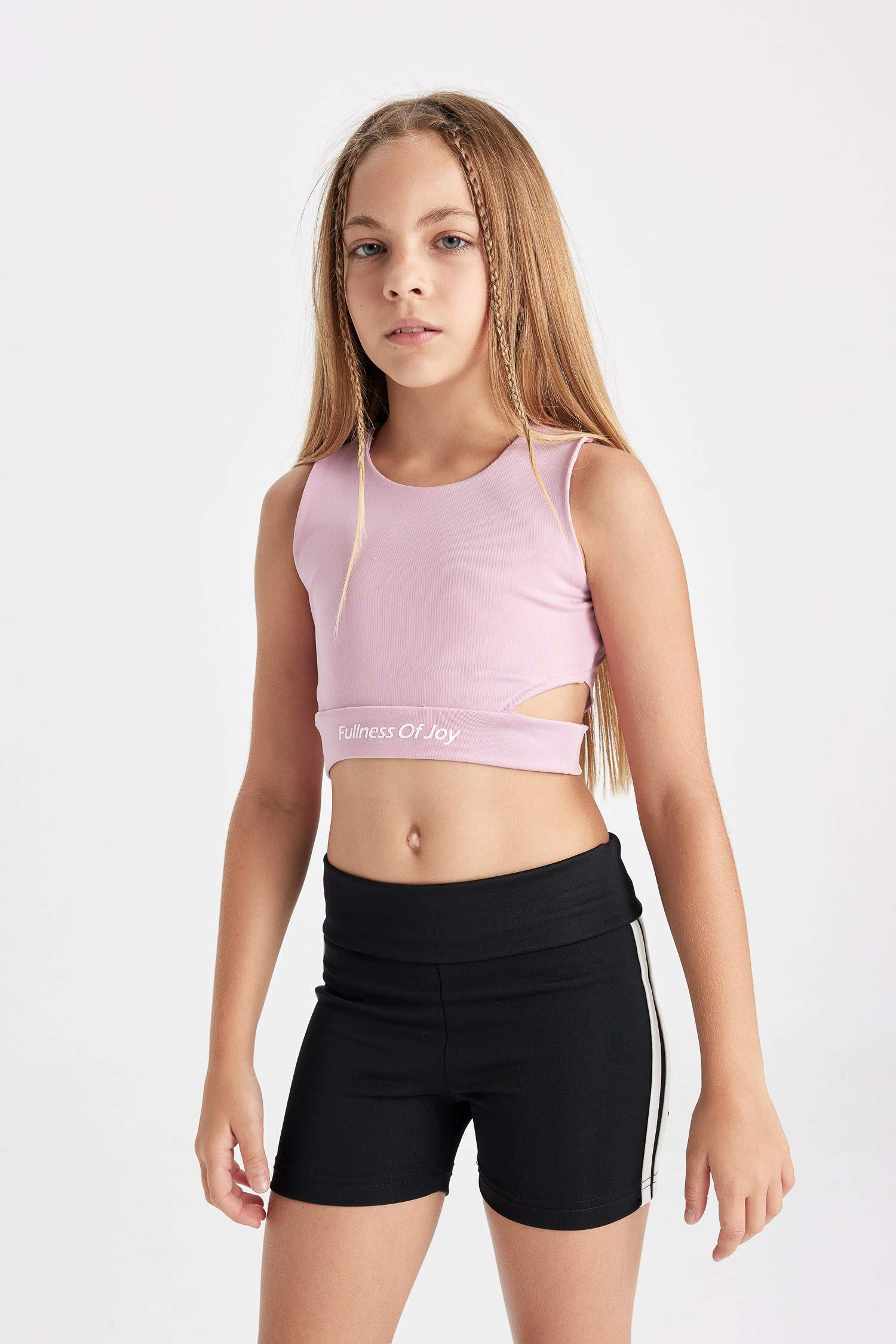 Girl Crew Neck Sports Printed Crop Top