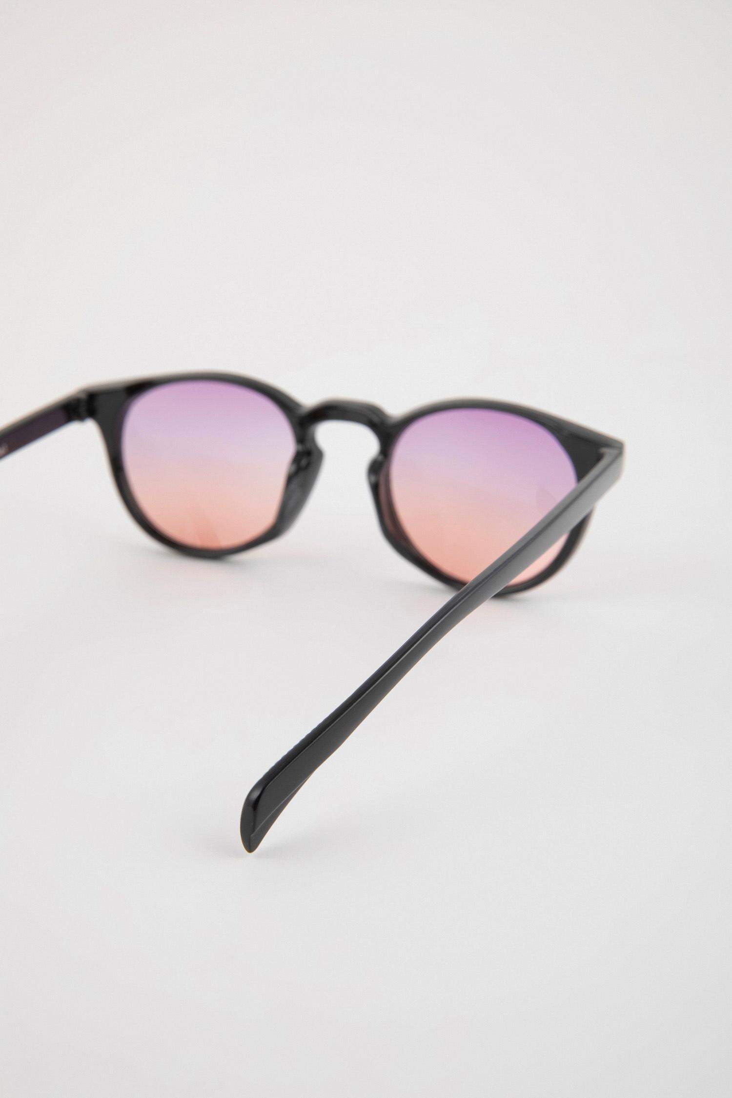 Kadın Yuvarlak Güneş Gözlüğü