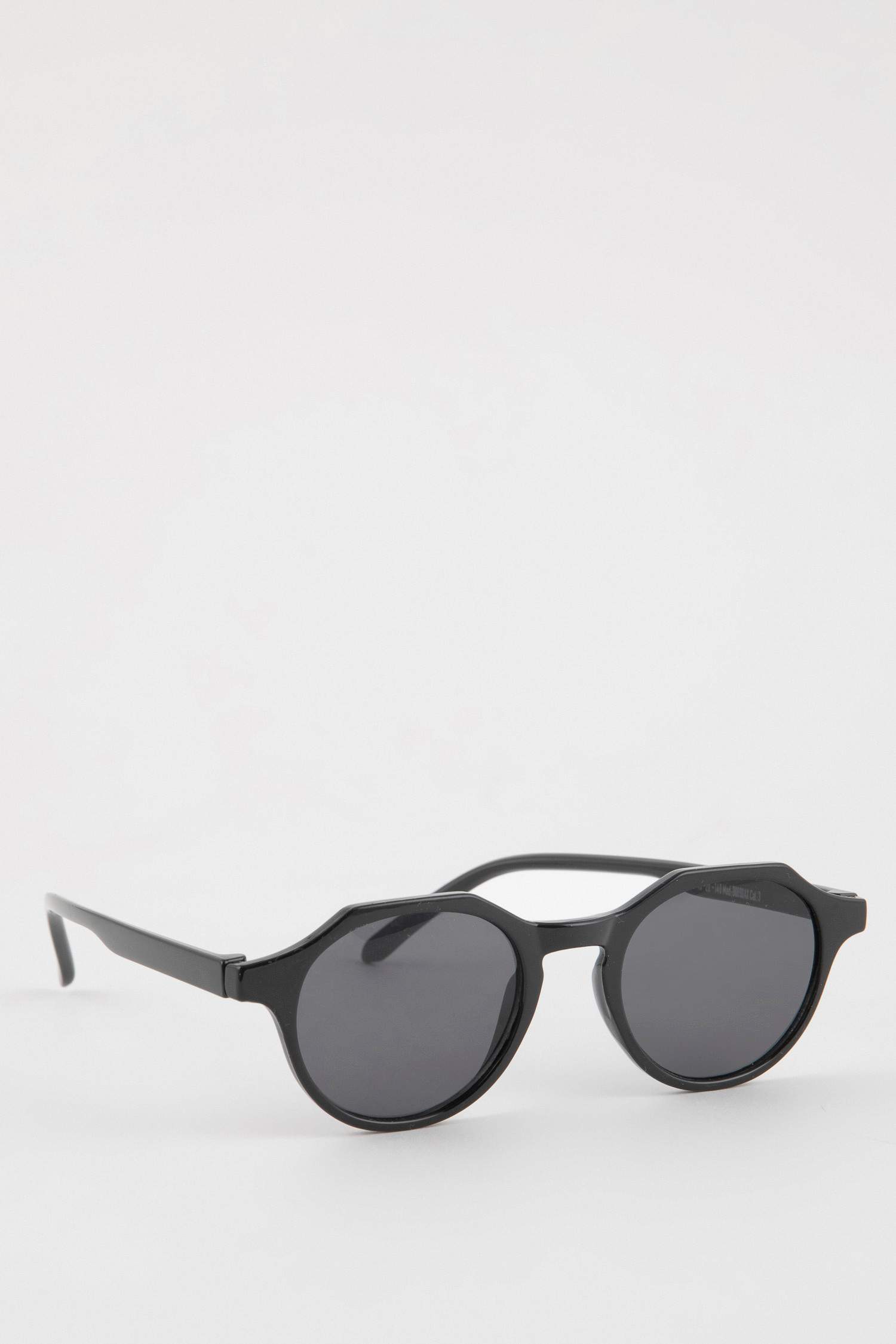 Erkek Yuvarlak Güneş Gözlüğü