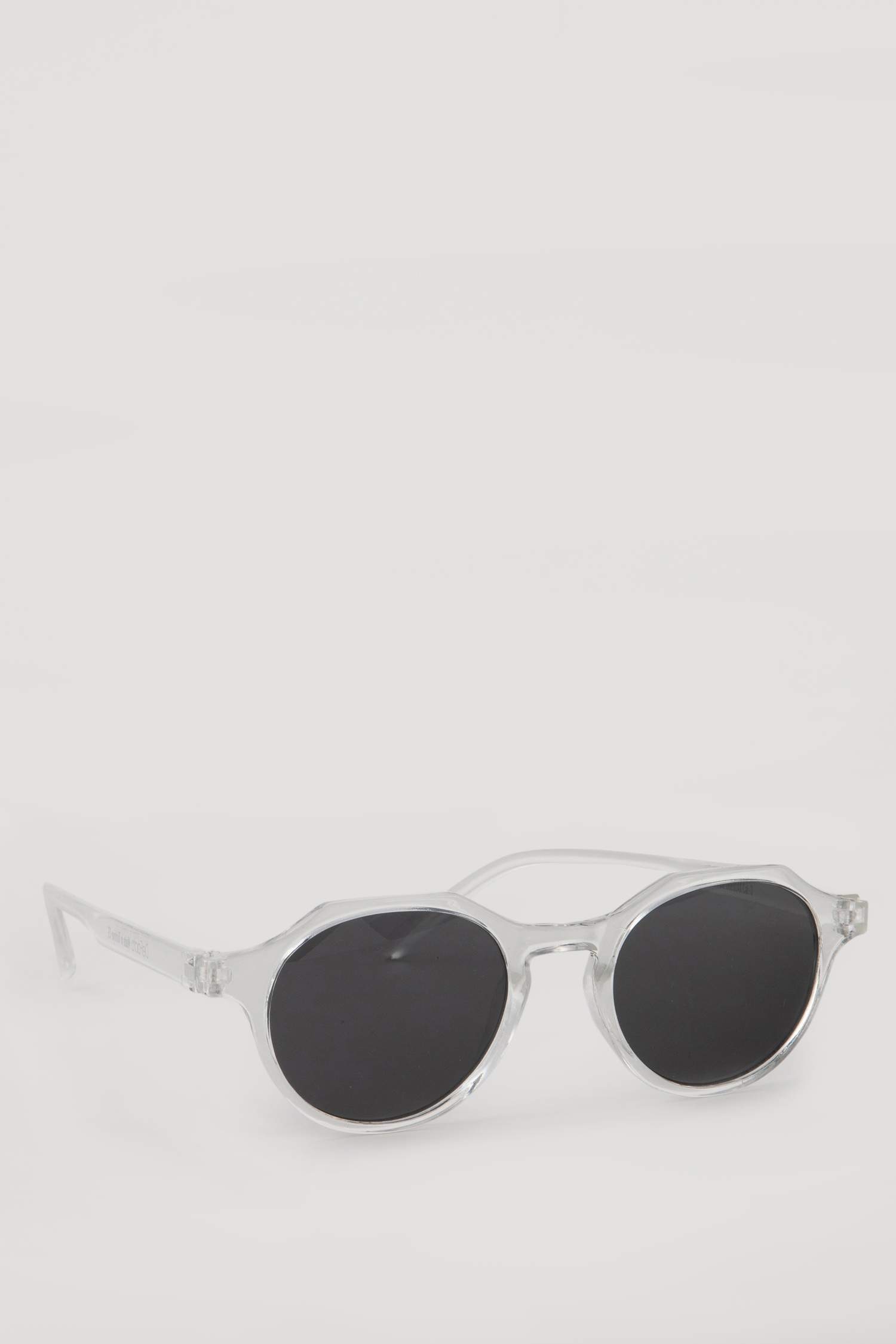 Man Round Sunglasses