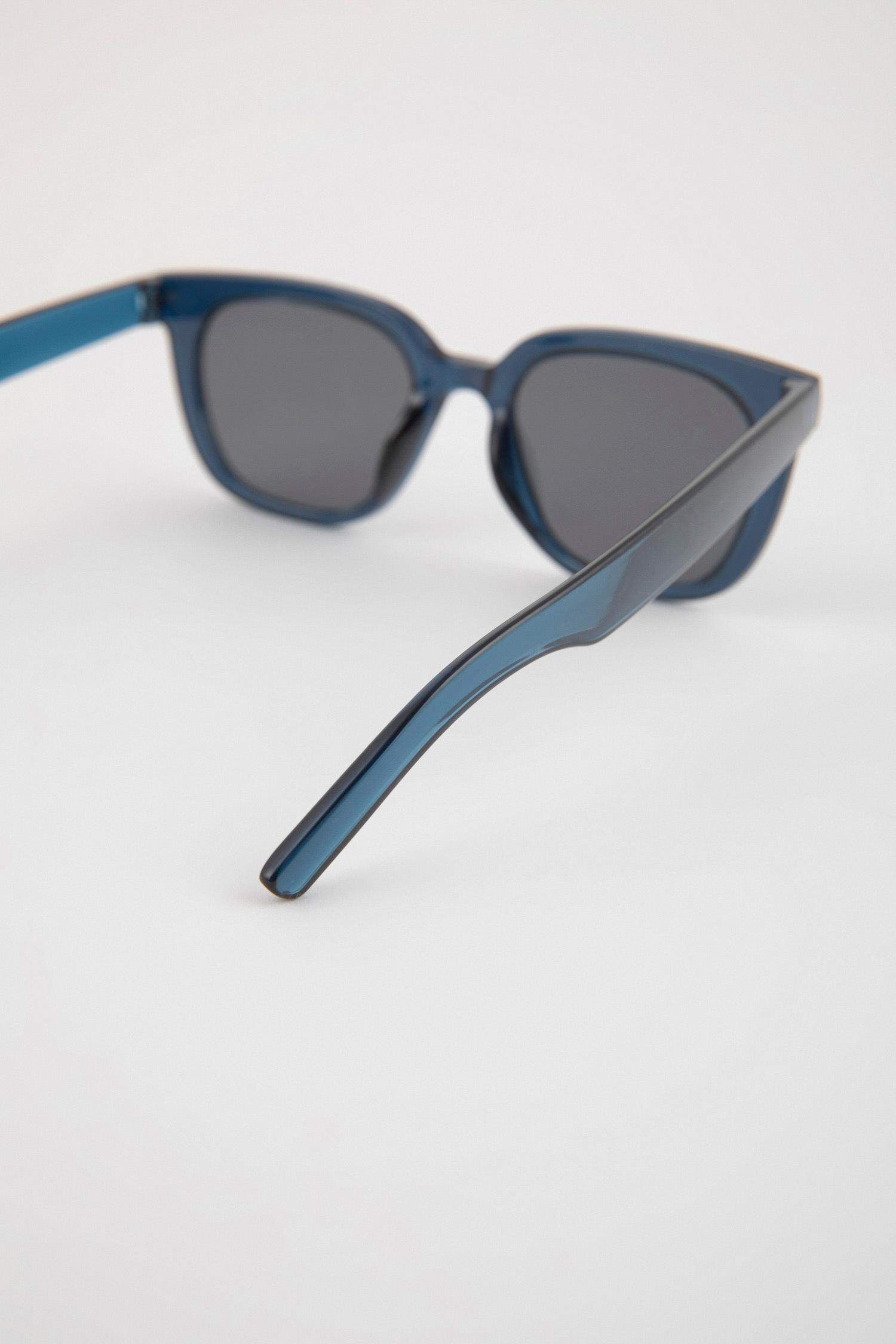 Kadın Yuvarlak Güneş Gözlüğü