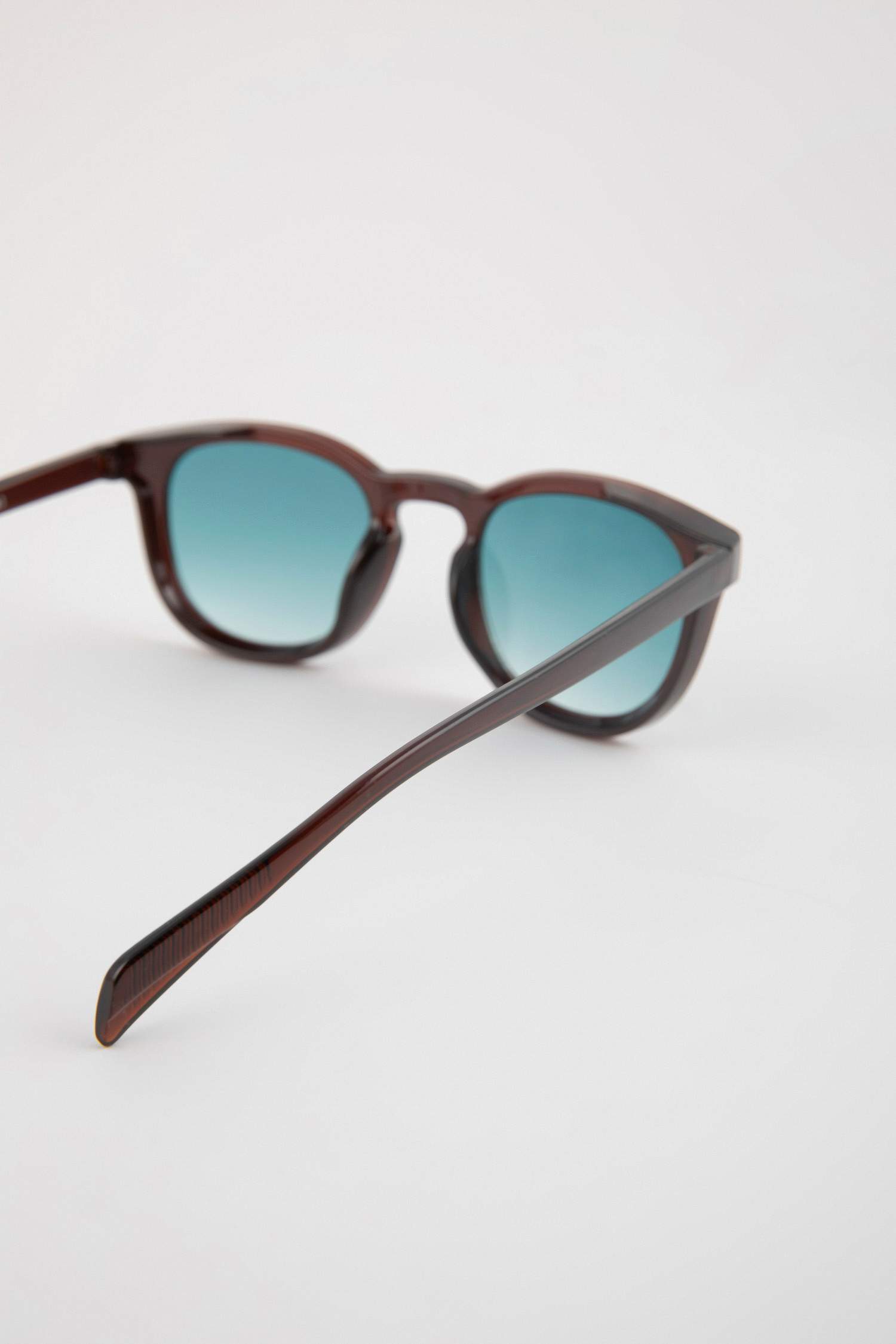 نظارة شمسية