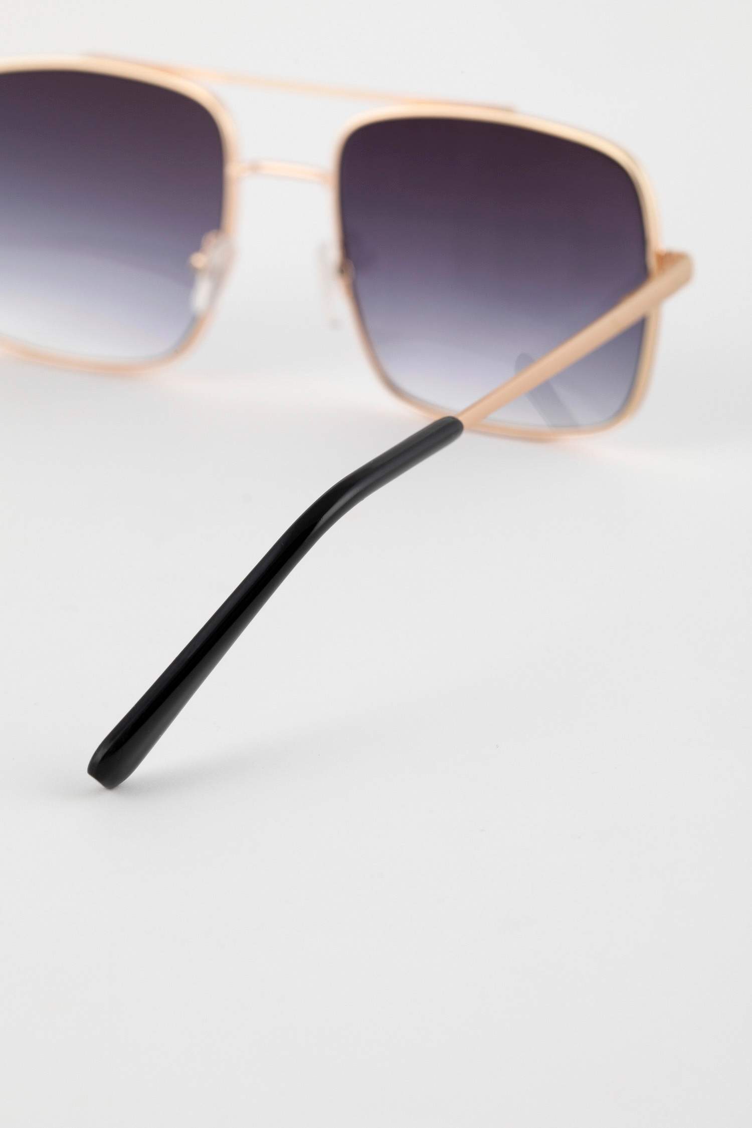 Man Square Sunglasses