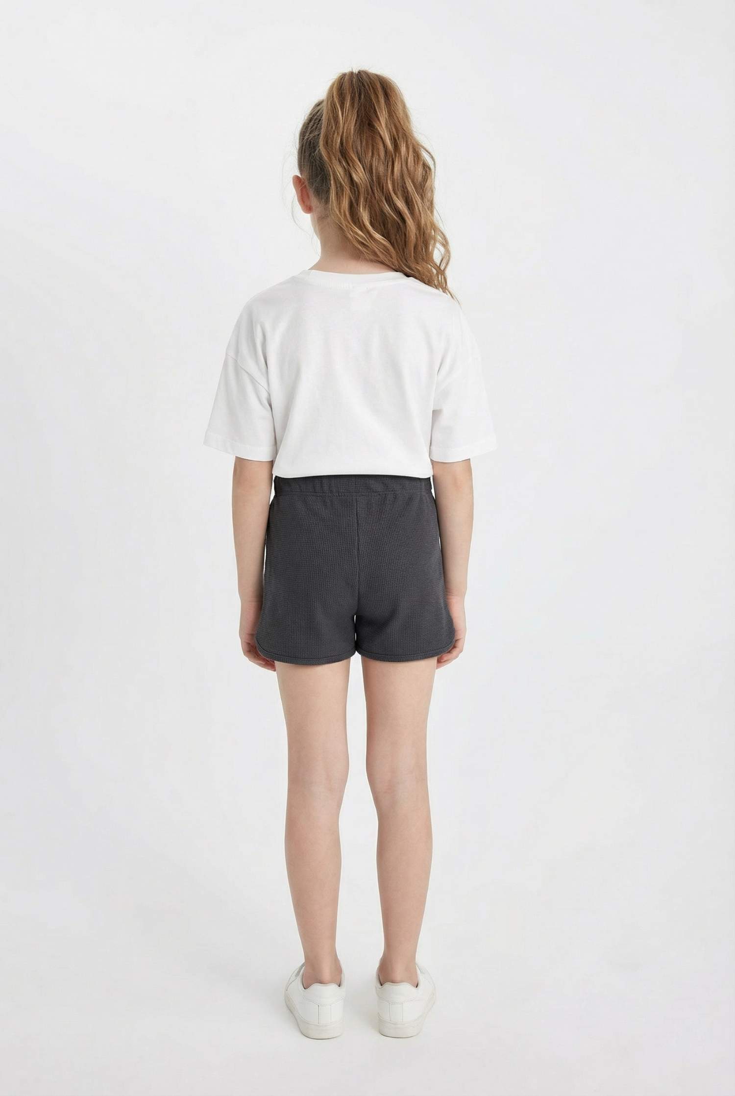 شورت بناتي وافل