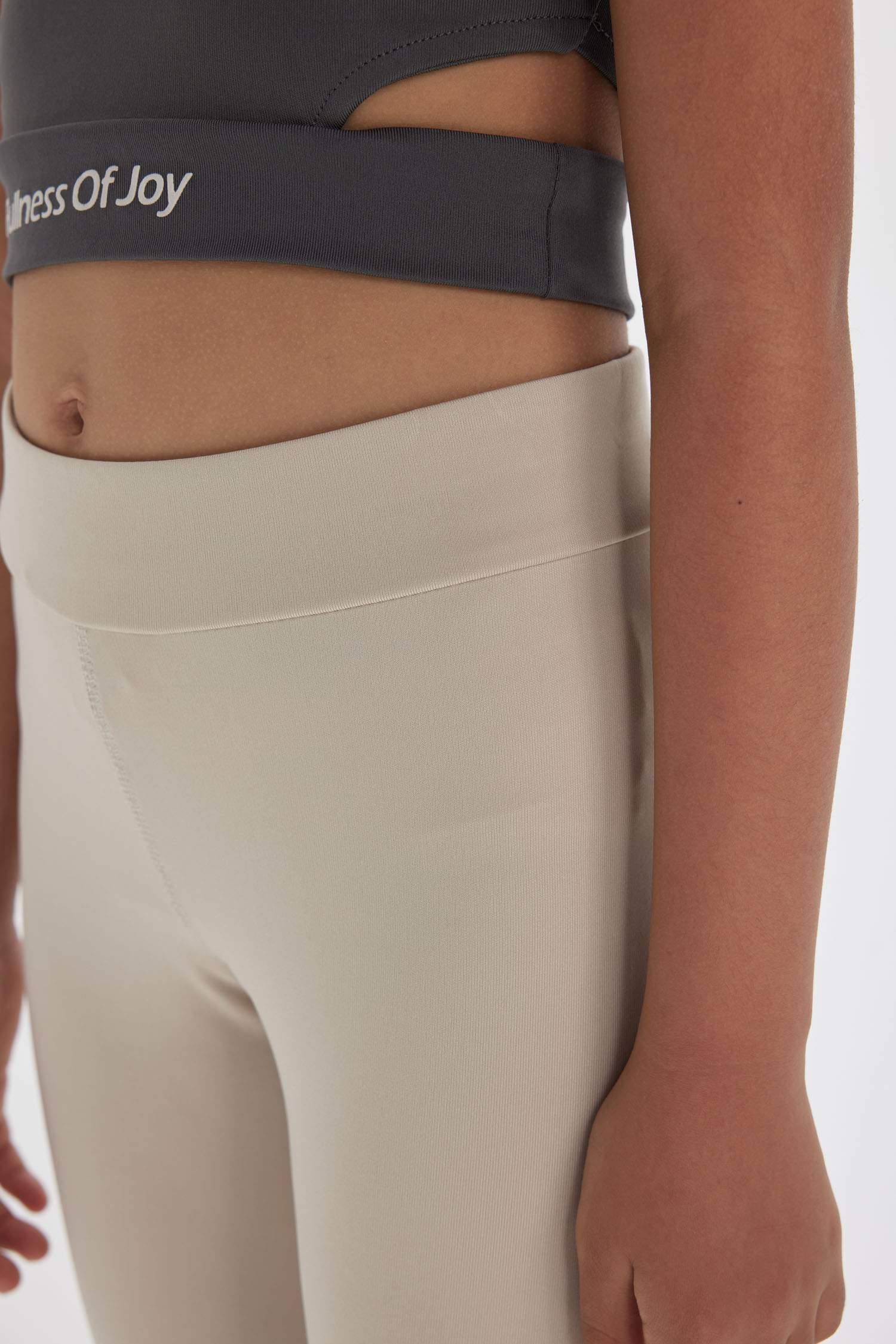 سروال ضيق بناتي قصير