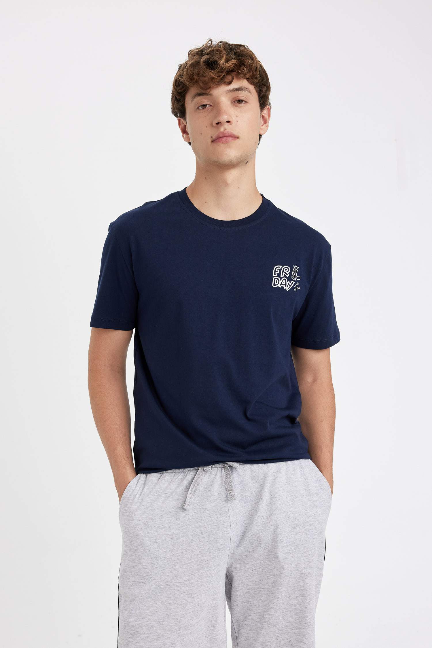 Pijama Takımı Bisiklet Yaka Baskılı Kısa Kollu Üst Basic Düz Şort Beli Lastikli Alt