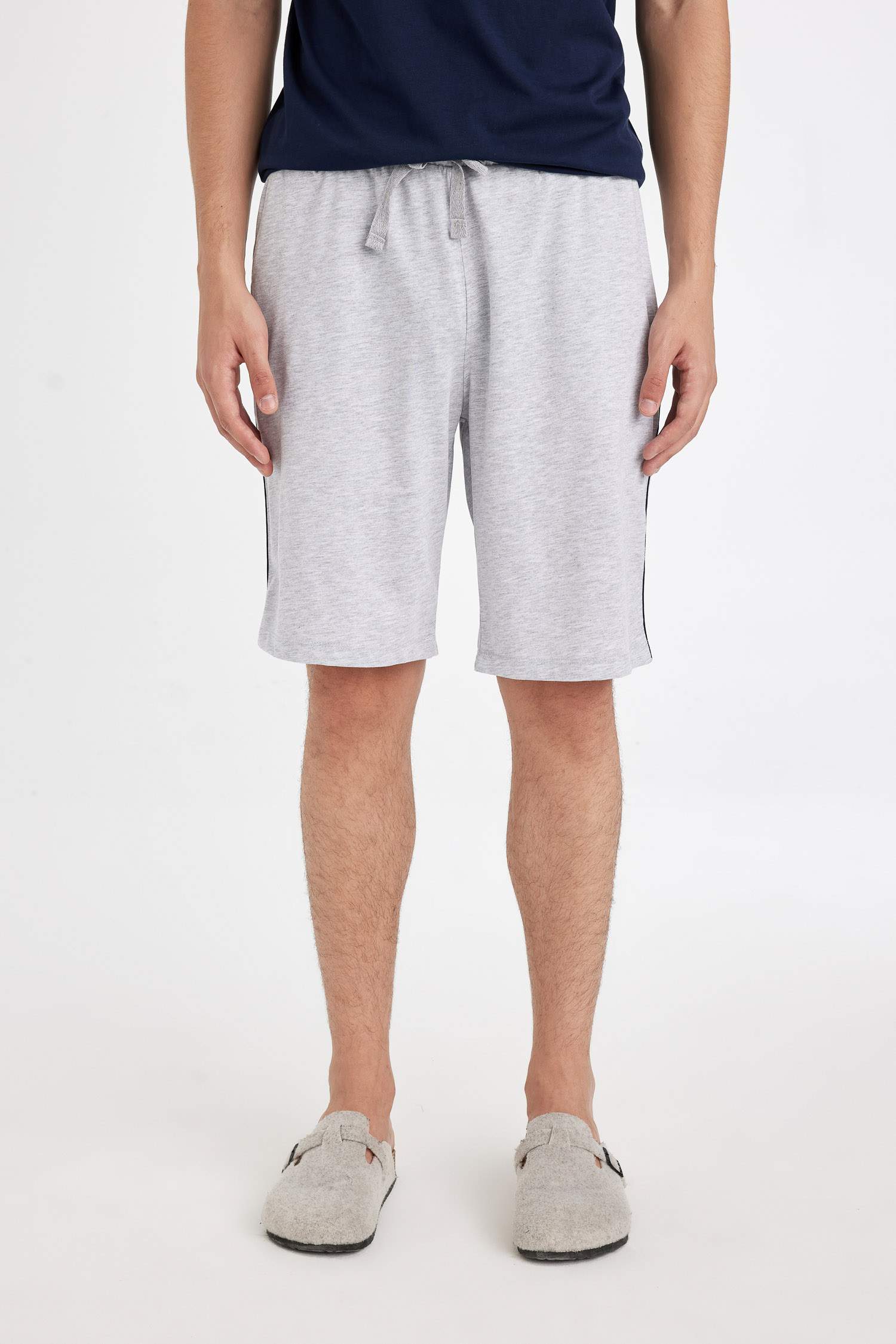 Pijama Takımı Bisiklet Yaka Baskılı Kısa Kollu Üst Basic Düz Şort Beli Lastikli Alt