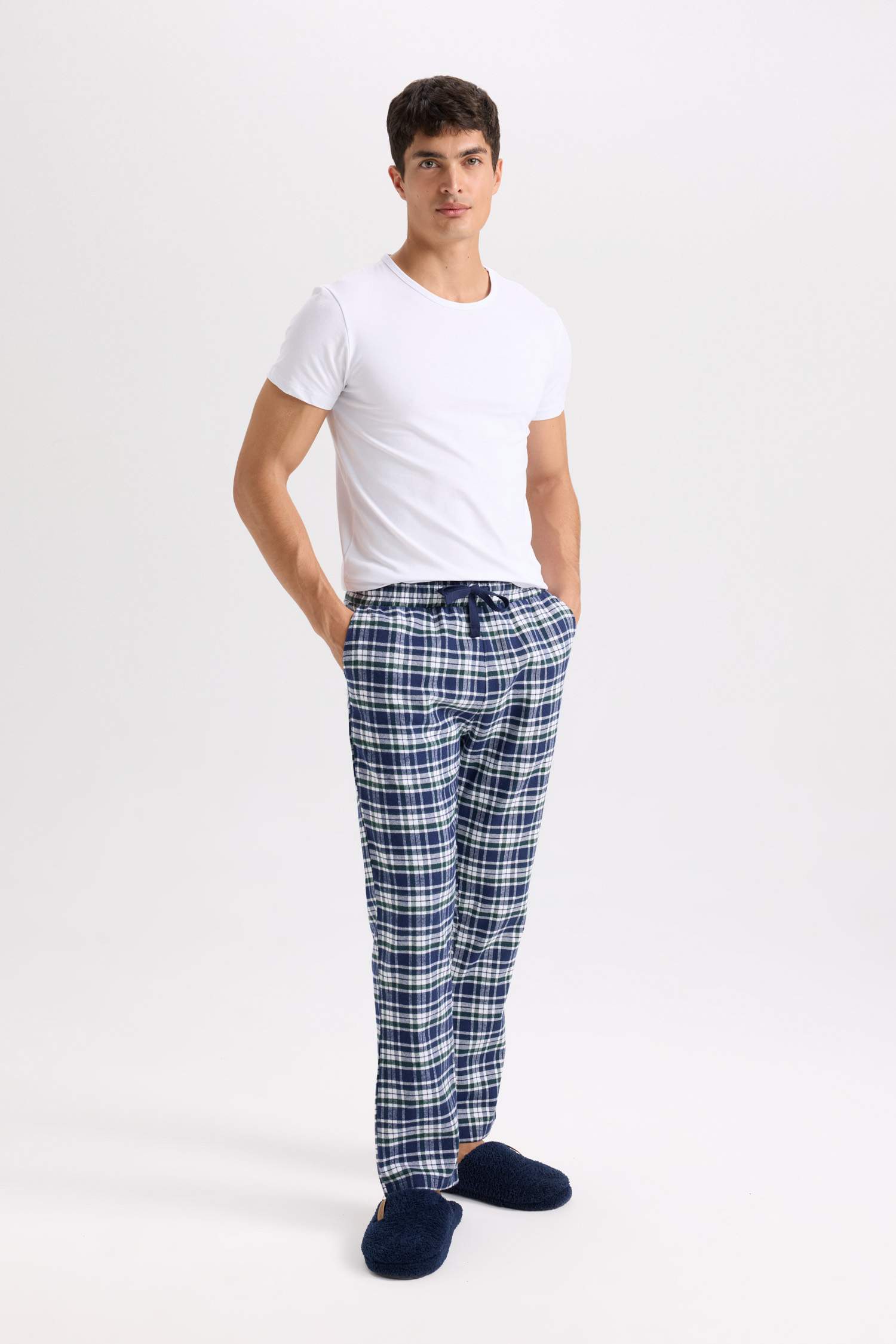 Regular Fit Kareli Beli Bağcıklı Düz Paça Cepli Uzun Boy Pijama Altı