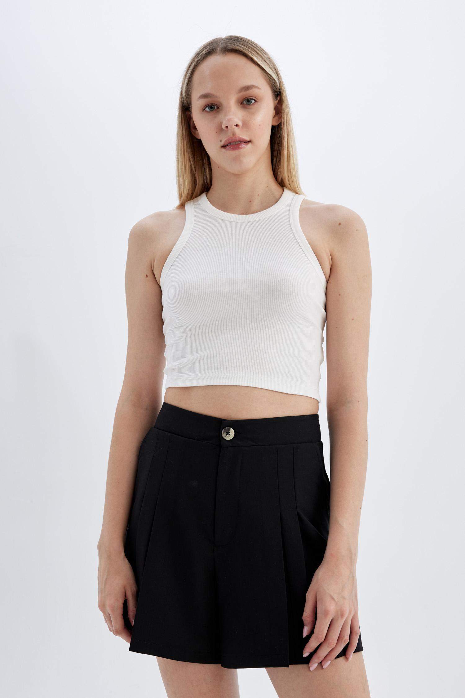 Regular Fit Yüksek Bel Pileli Şort