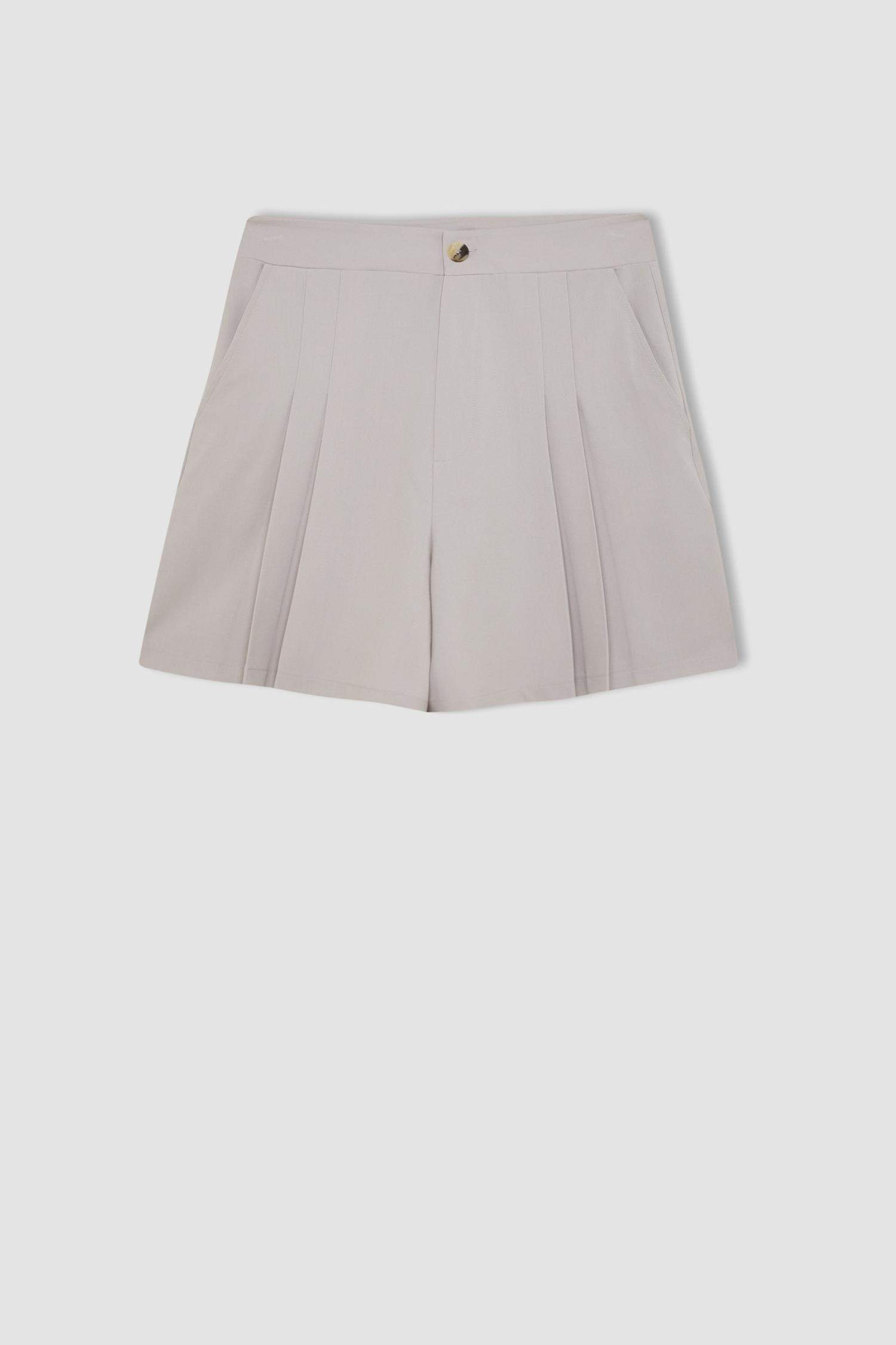 Regular Fit High Waist Short Leg Shorts