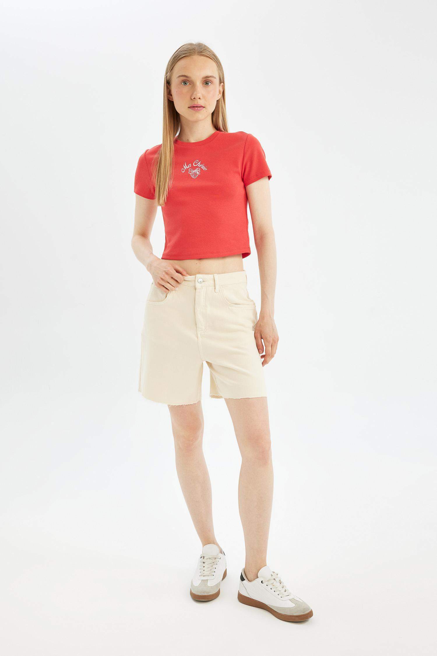 Regular Fit Gabardine Normal Waist Short Leg Shorts