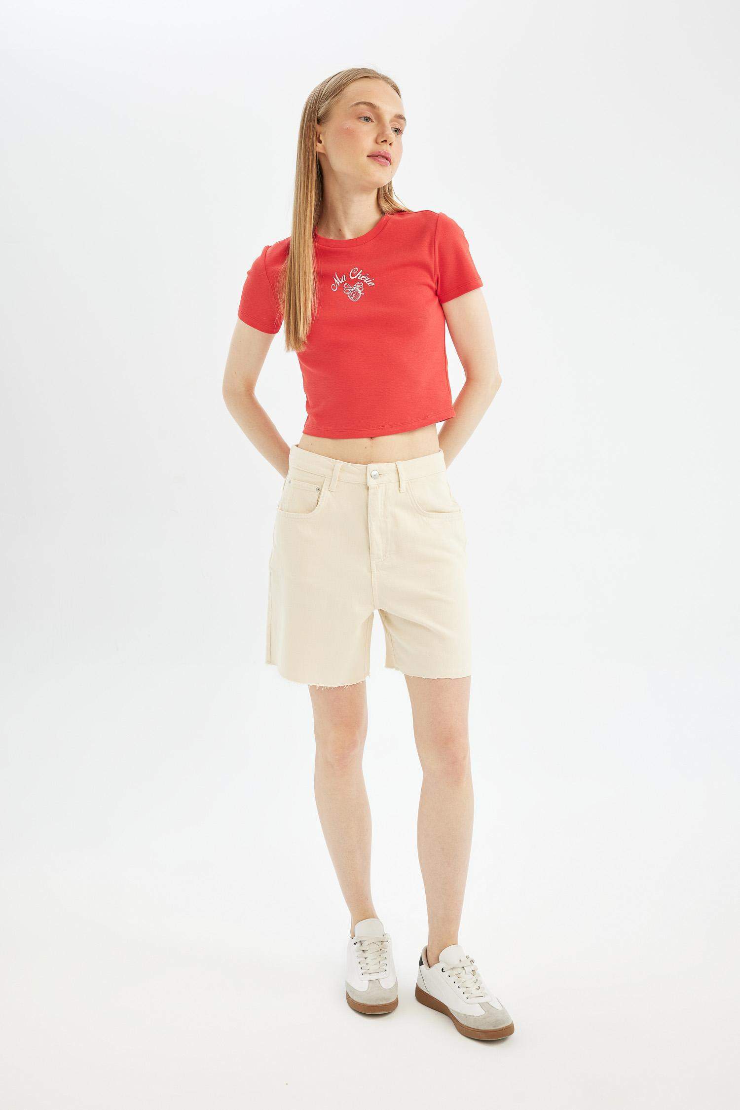 Regular Fit Gabardine Normal Waist Short Leg Shorts