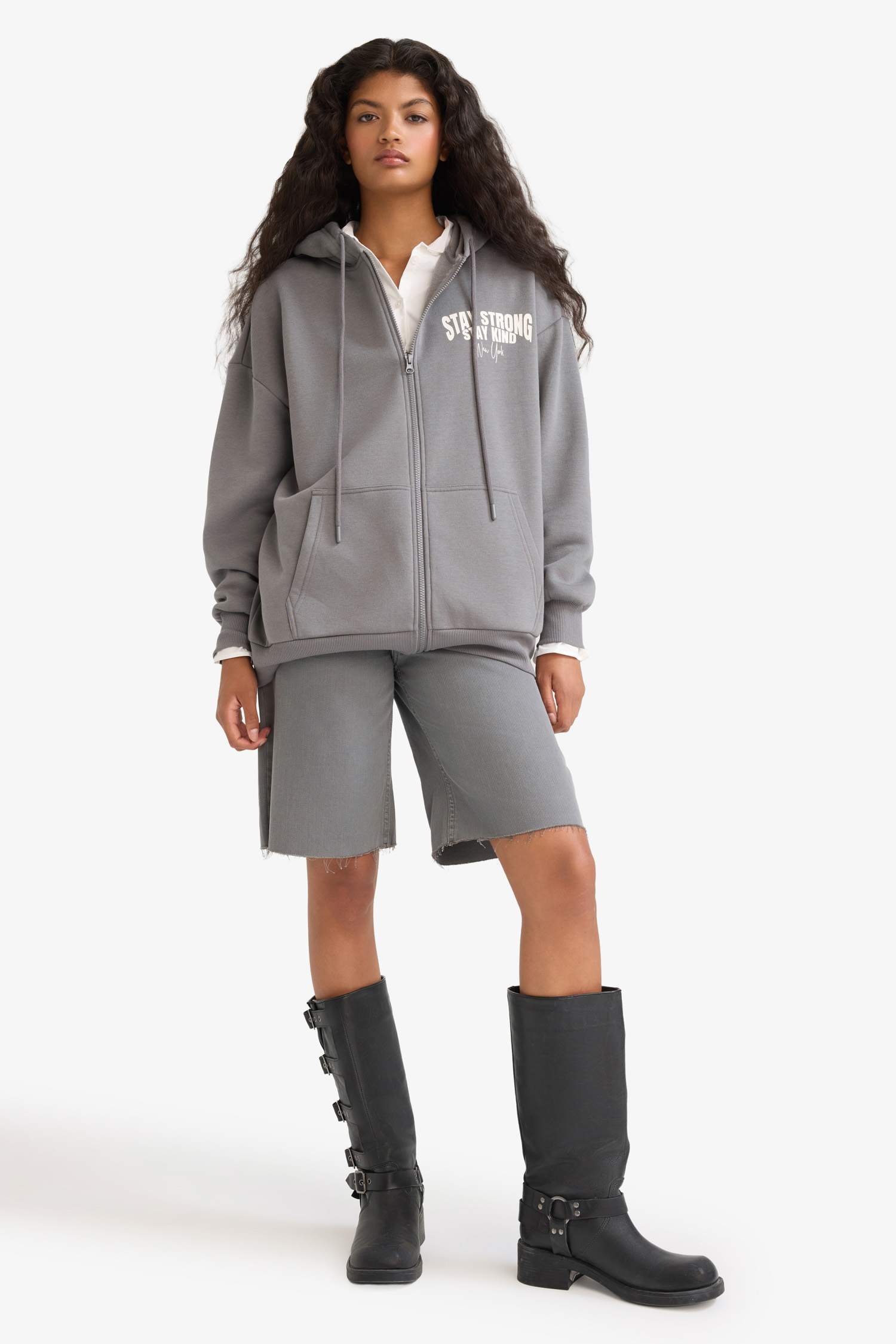 Gabardine Normal Waist Short Leg Bermuda