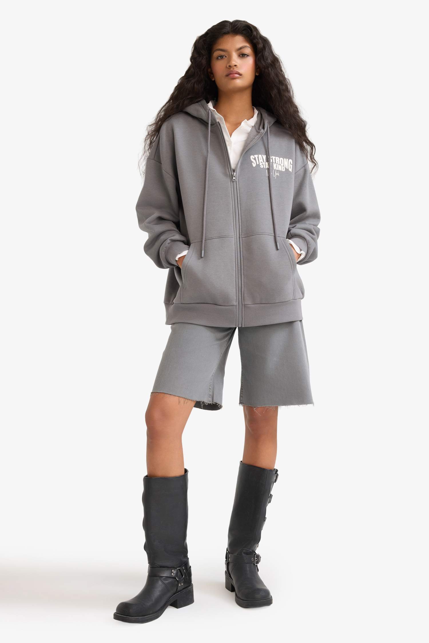 Gabardine Normal Waist Short Leg Bermuda