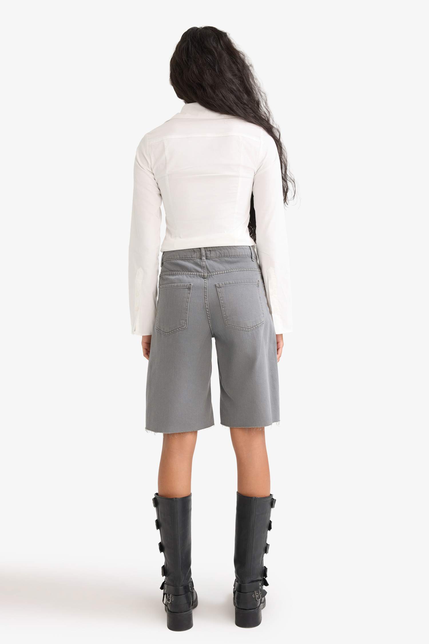 Gabardine Normal Waist Short Leg Bermuda