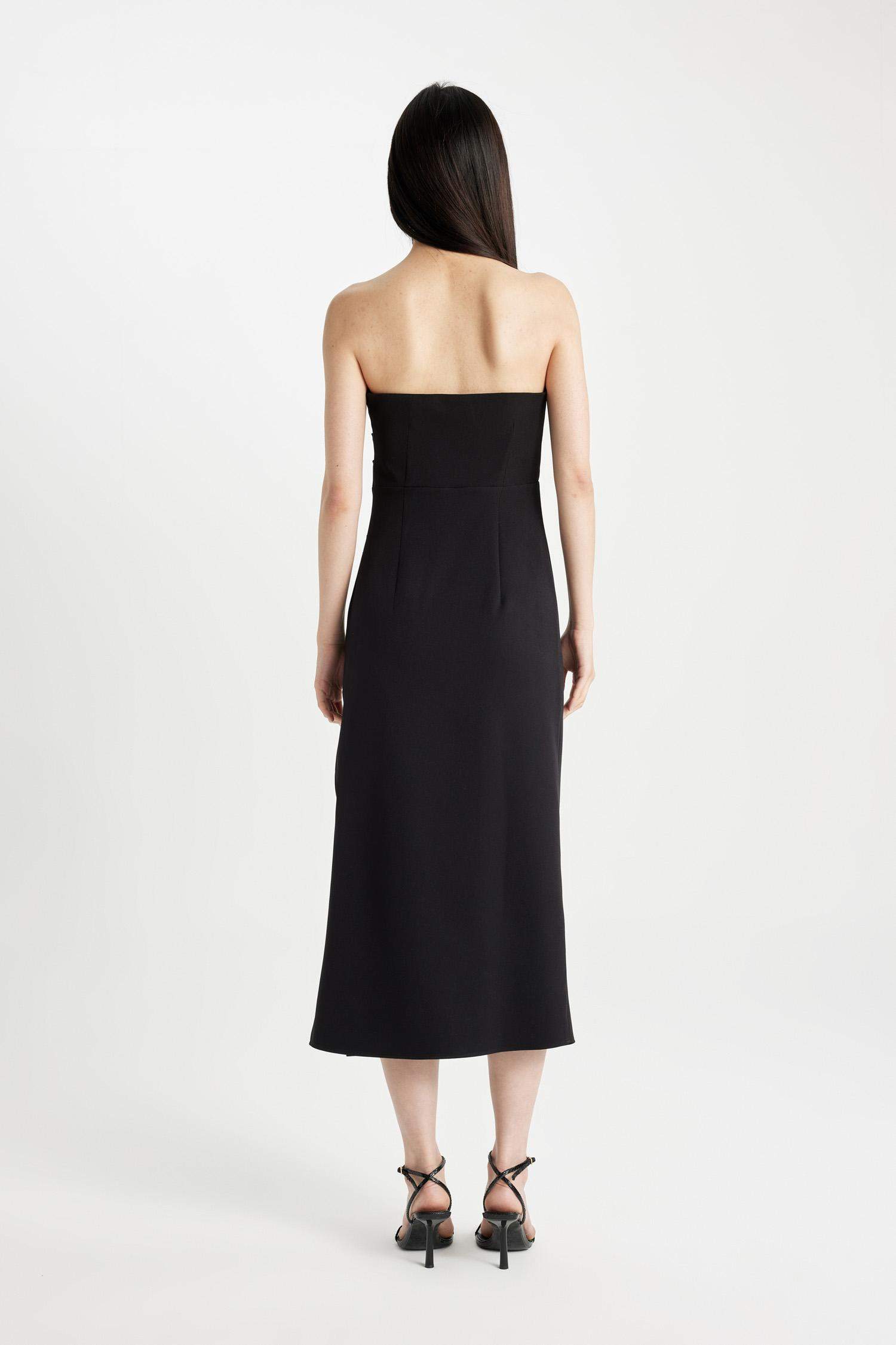 فستان ميدي اسود بوديكون بدون حمالات